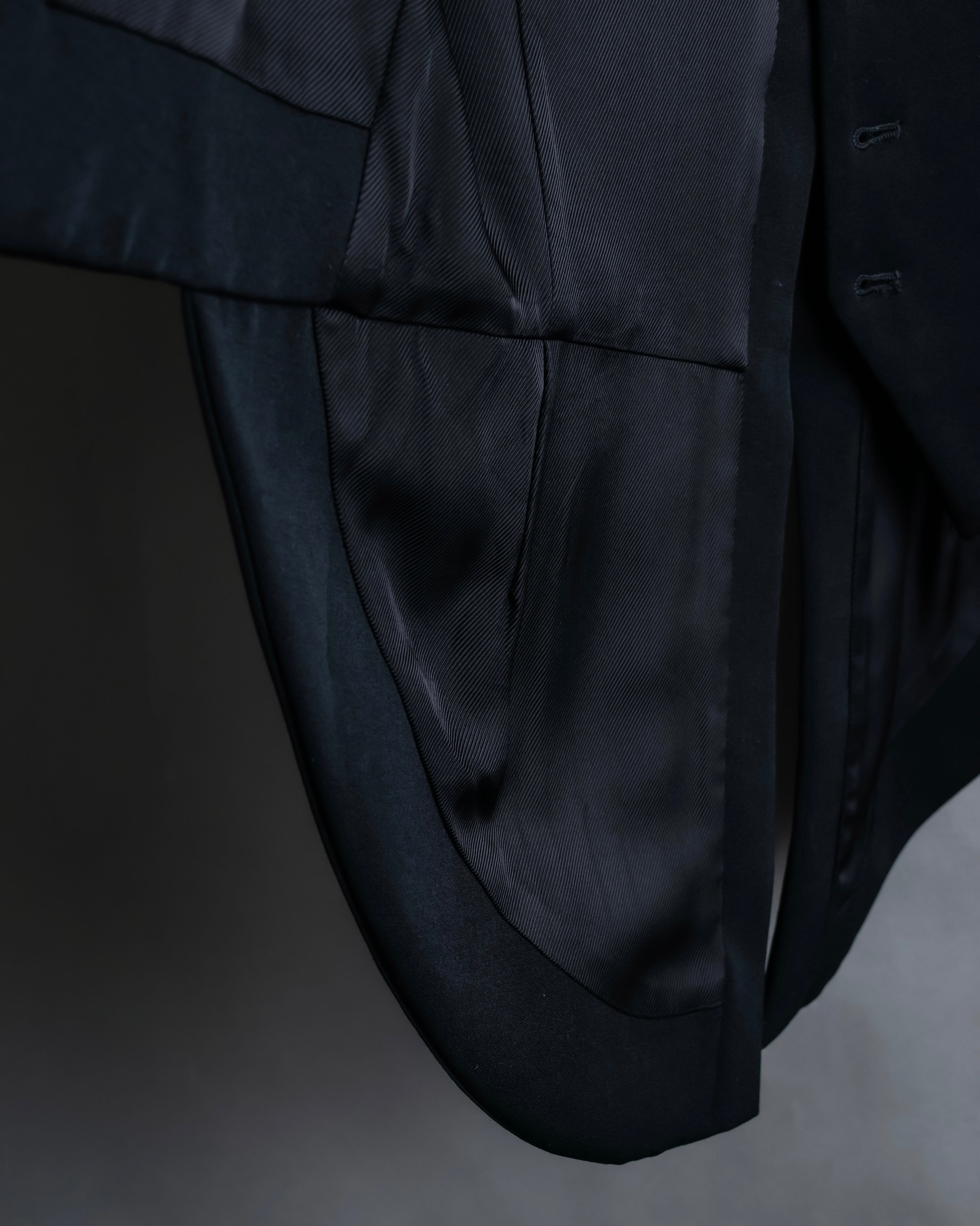 “Y‘s” Tail coat detailed vest