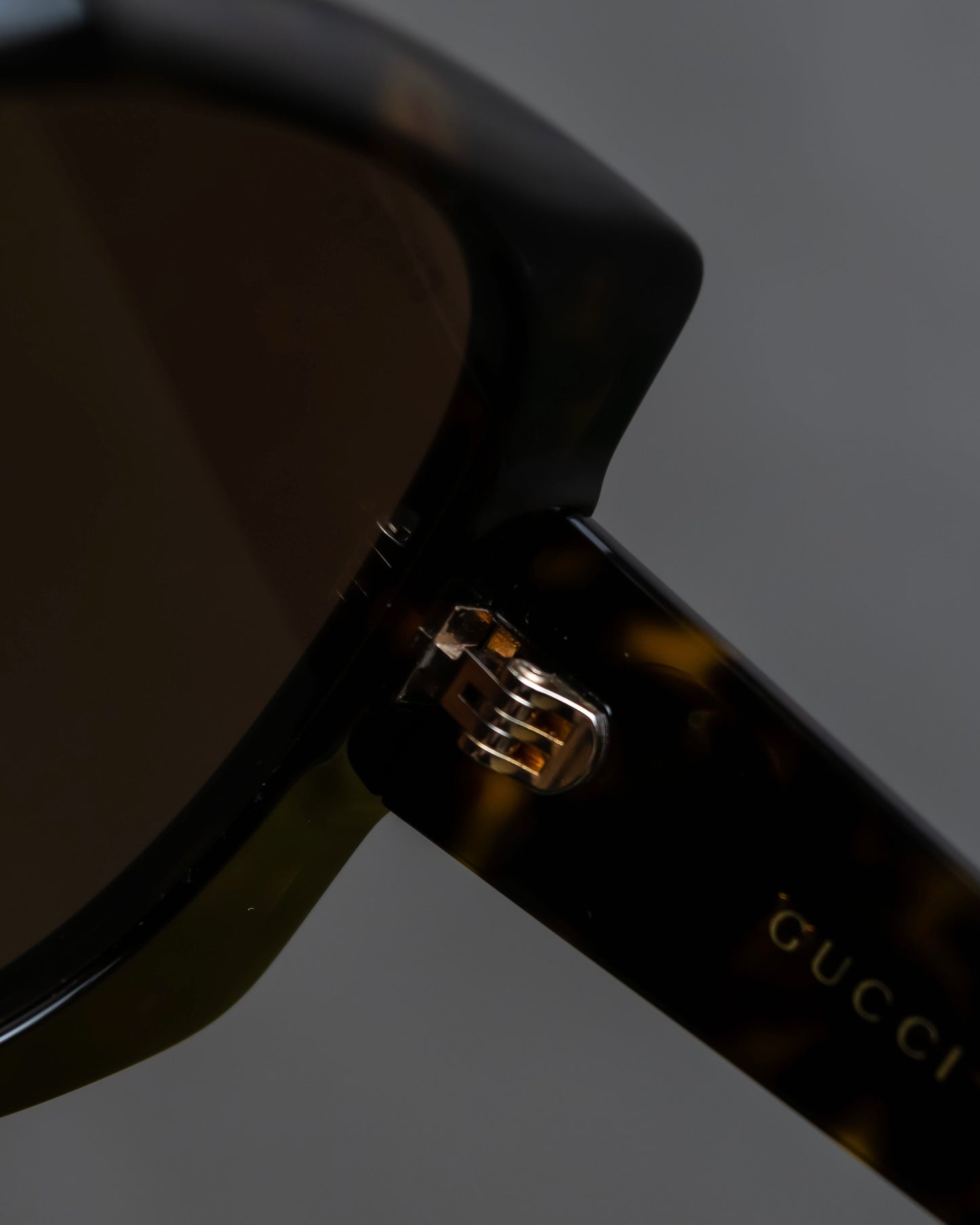 "GUCCI" Geometric frame Interlocking G sunglasses