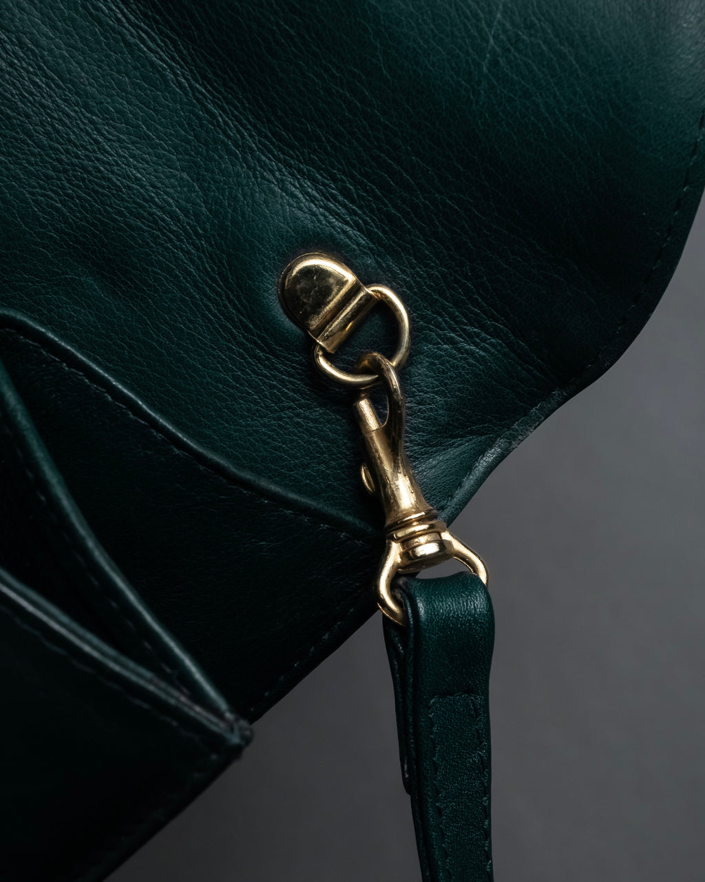 "Valentino Garavani" 80's Knot detail logo engraved dark green leather bag