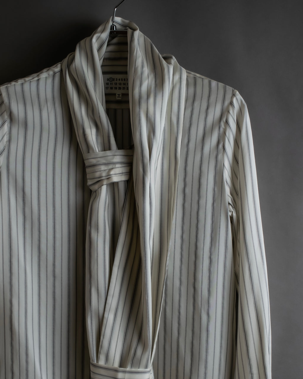 "MAISON MARGIELA" 16SS bowtie design striped long shirt