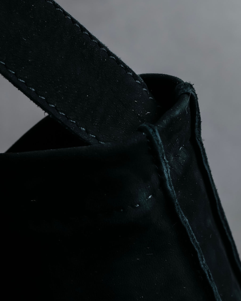 "HERMES" Tout en Douceur black suede panel line shoulder bag