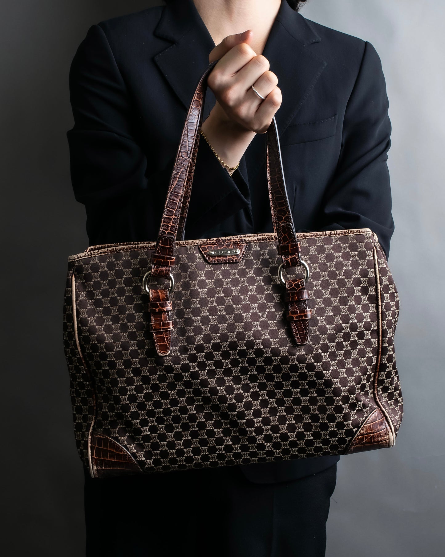 "CELINE" Macadam pattern crocodile switching one handle bag