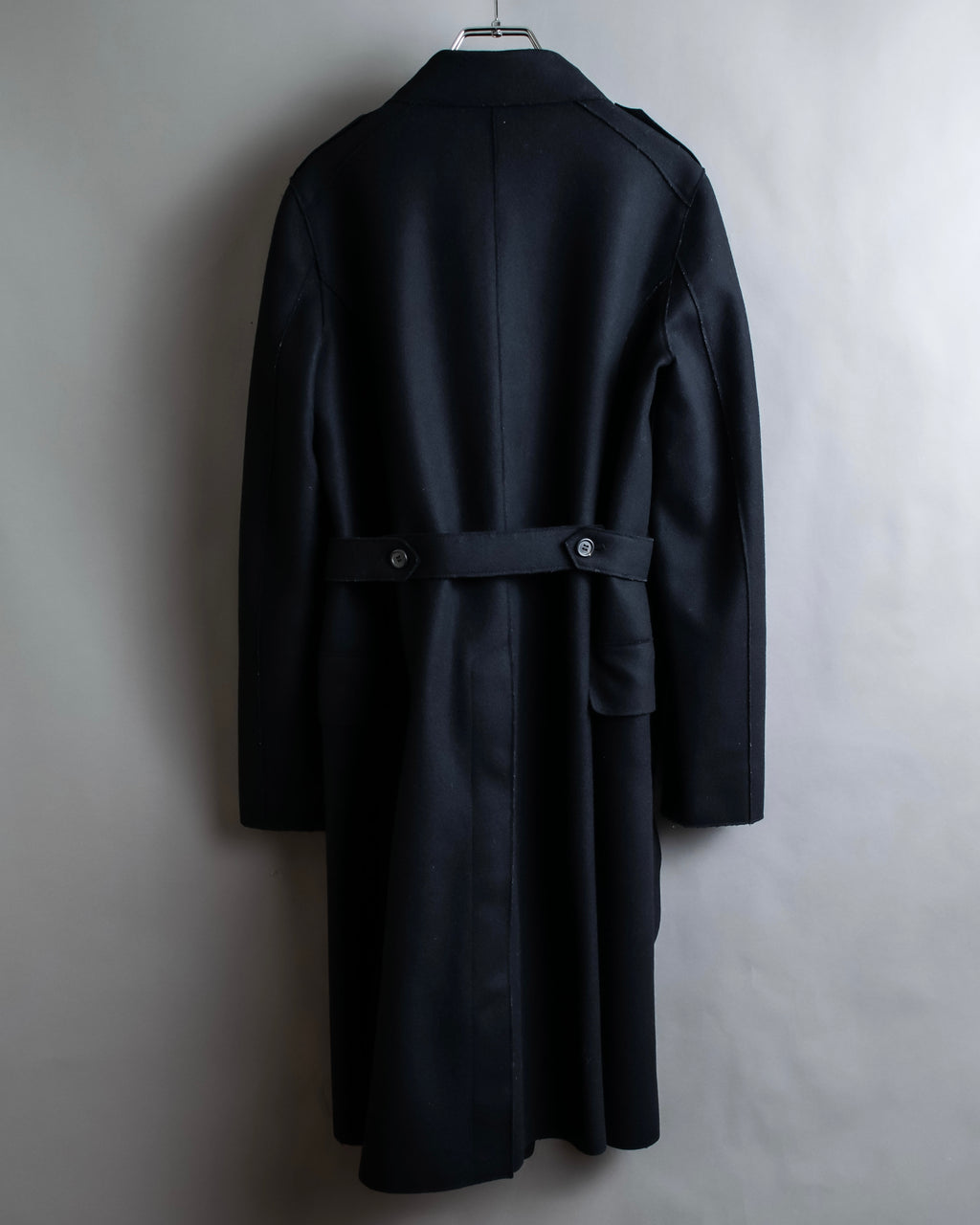 "MIU MIU" Crest brooch design belted trench coat