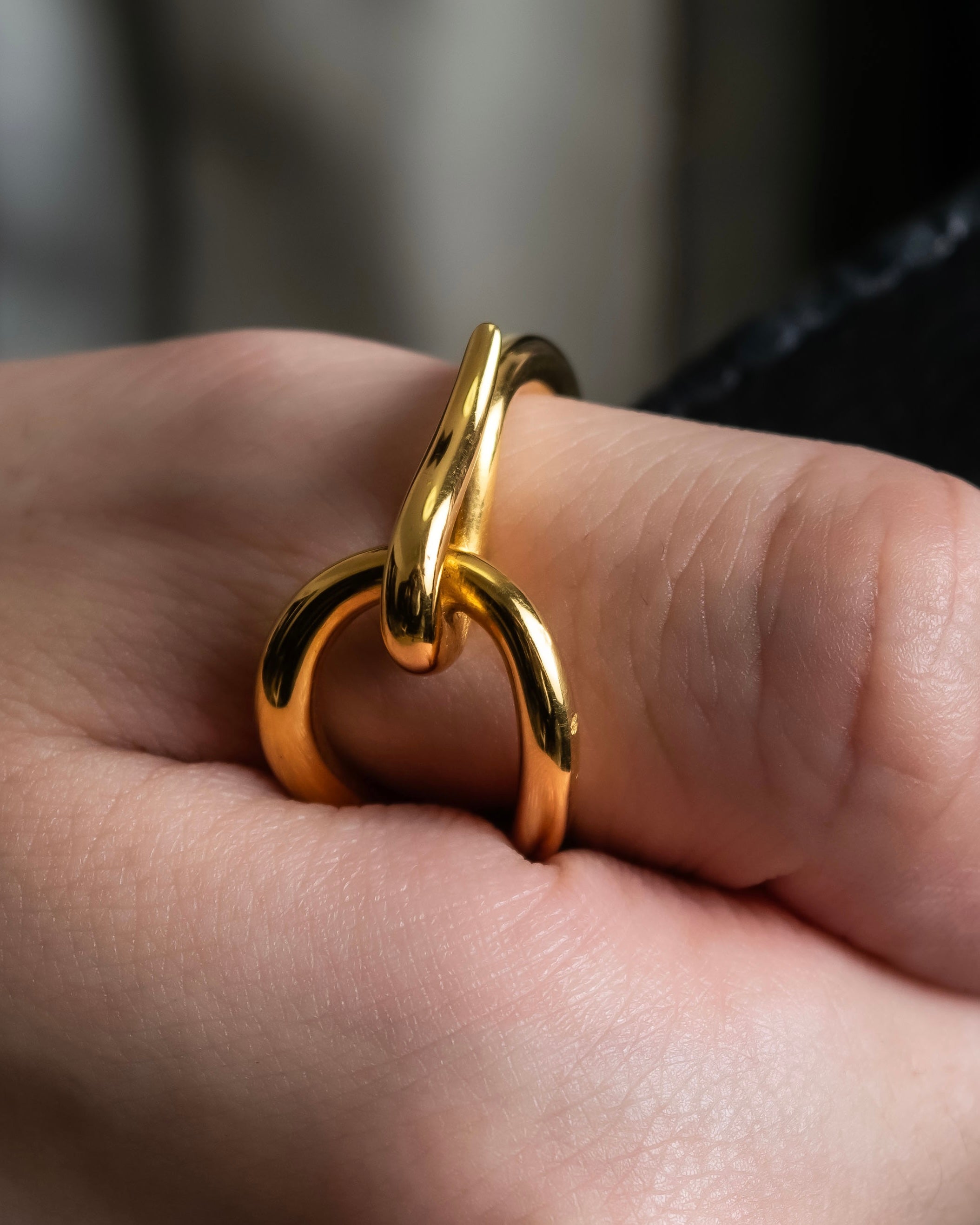 "HERMES" Jumbo scarf gold ring