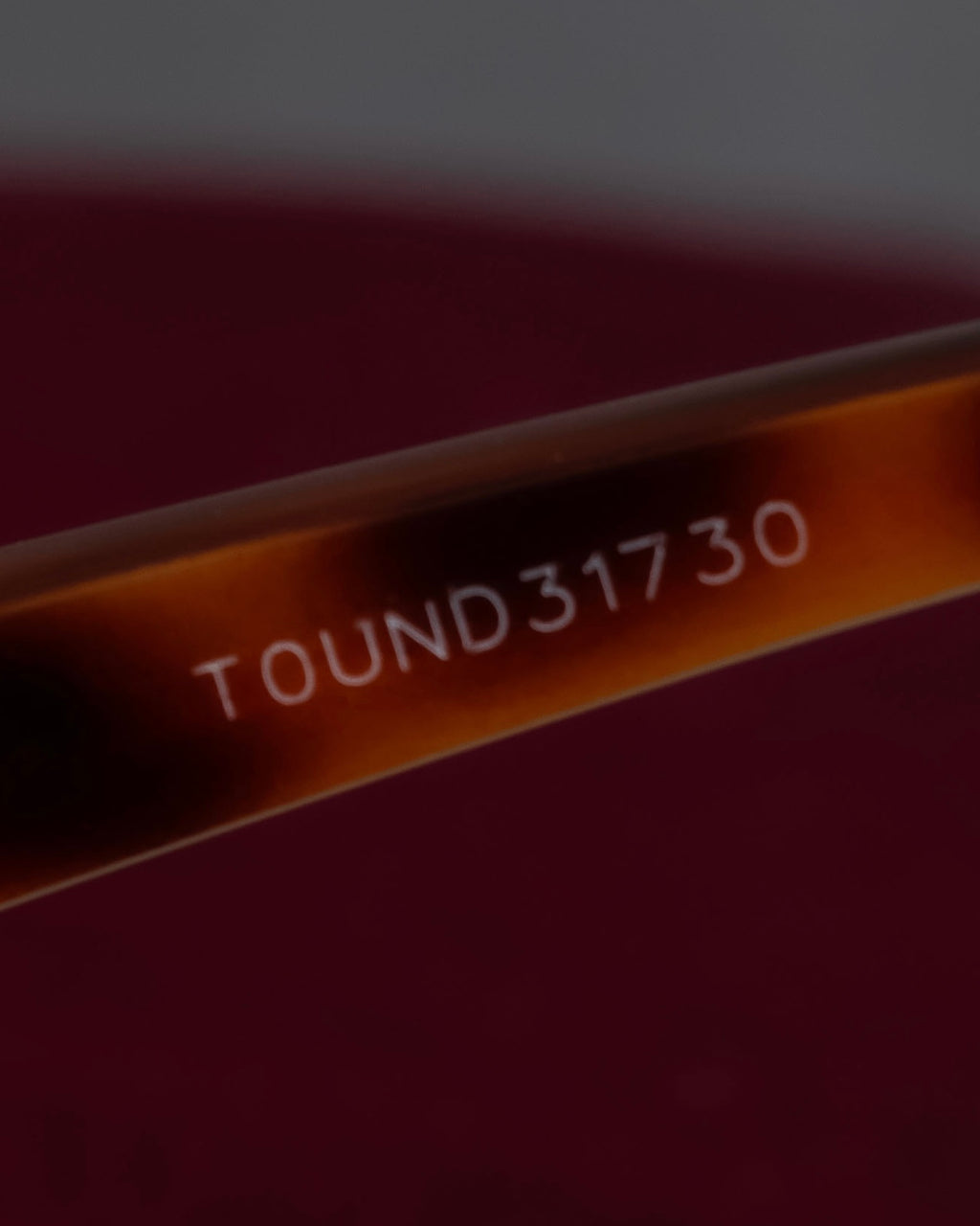 "GUCCI" Classic hermrim design sunglasses