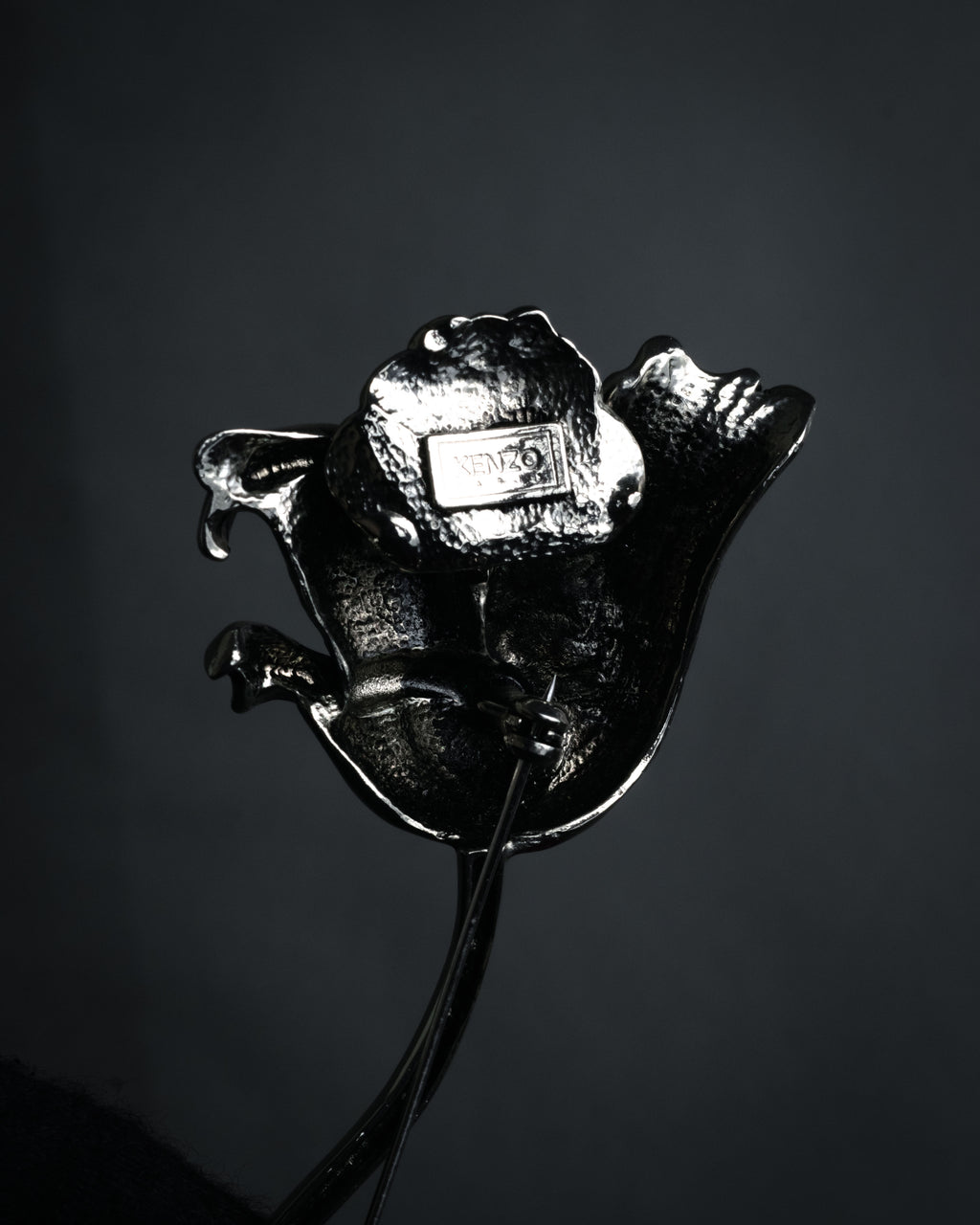 “KENZO” 90’s-00’s Botanical flower motif long brooch