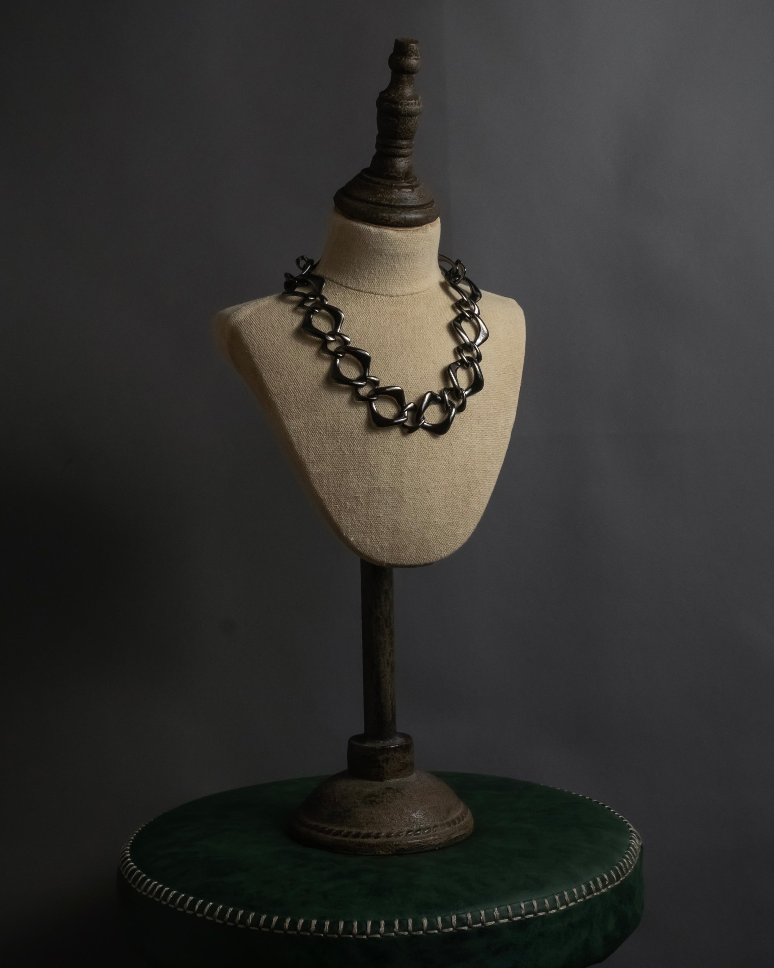 "YVES SAINT LAURENT" Sculptural link chain necklace