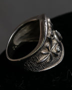 "Vintage flower motif silver ring"