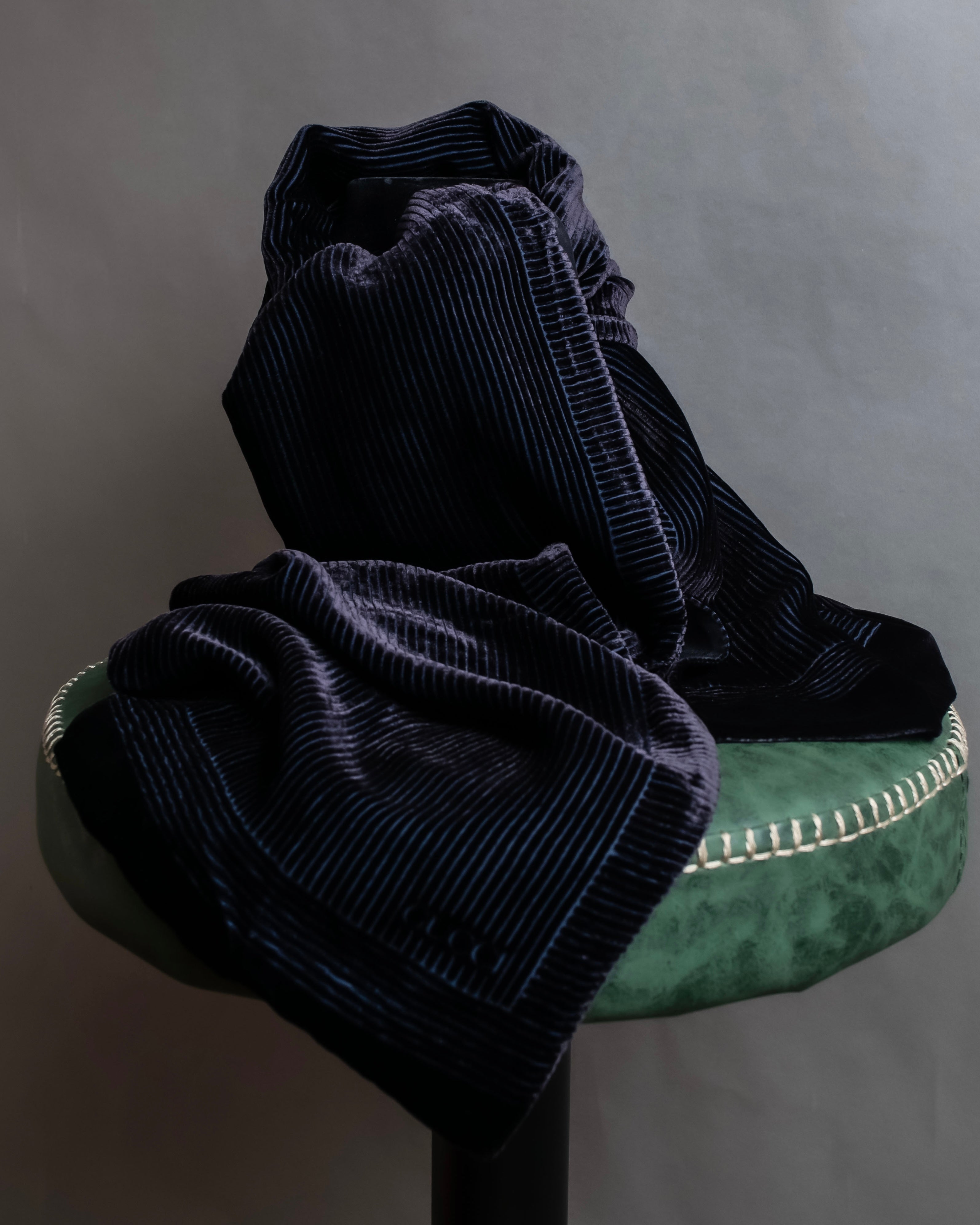 "GUCCI" Shaded pile silk blend long stole