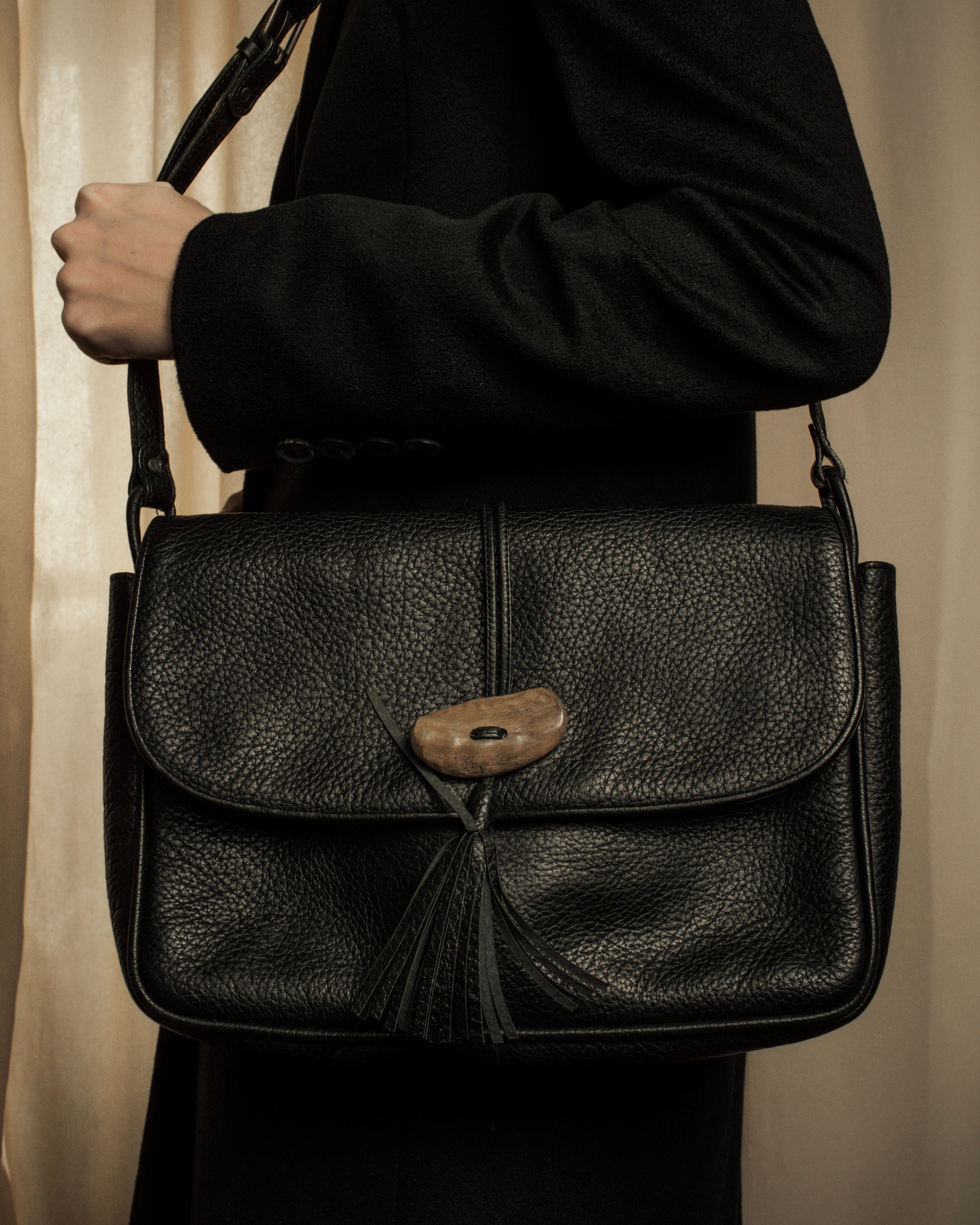 "YVES SAINT LAURENT" 80's-90's Wood toggle design pebbled leather bag