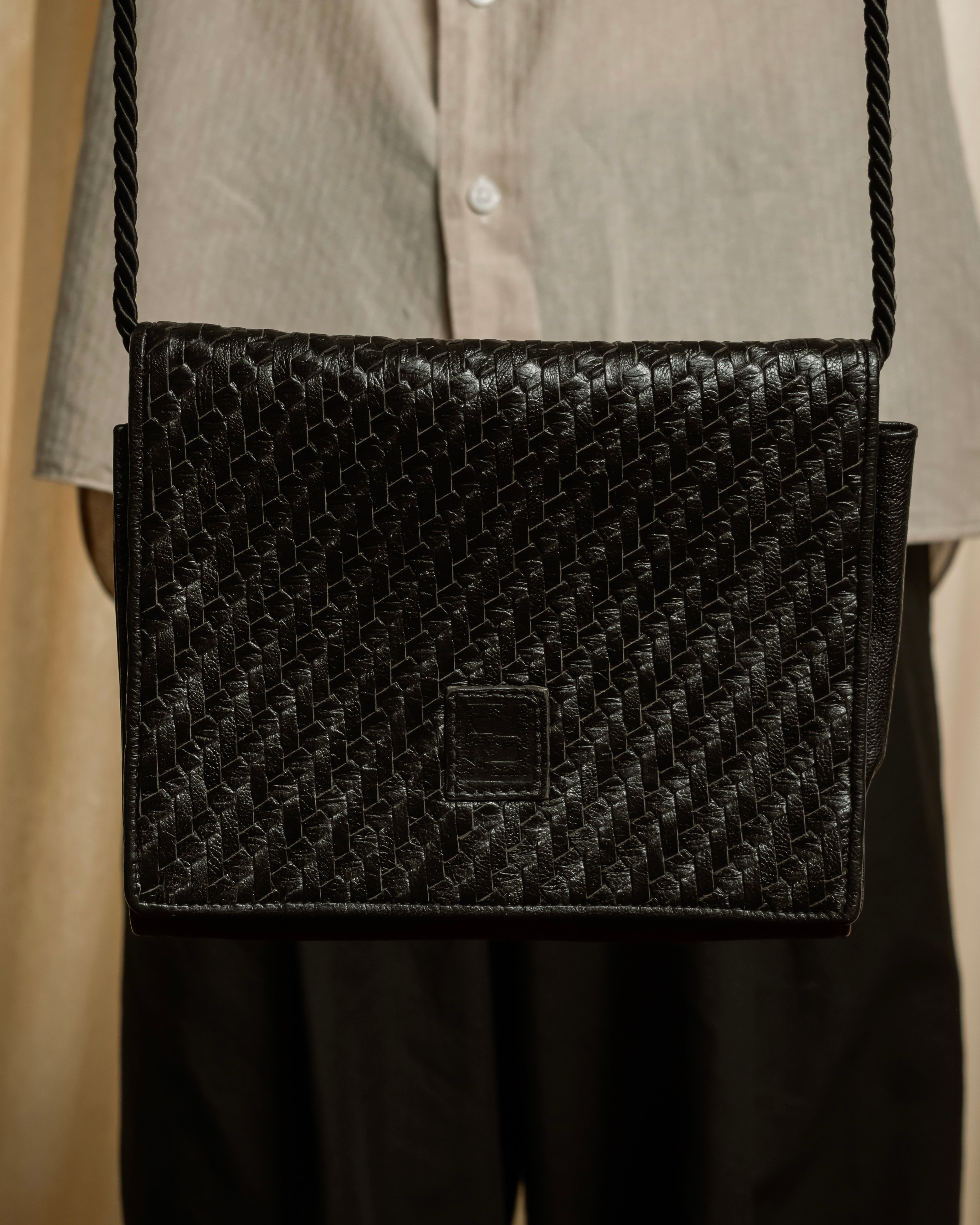 "FENDI" 80's Karl Lagerfeld design braided leather shoulder bag