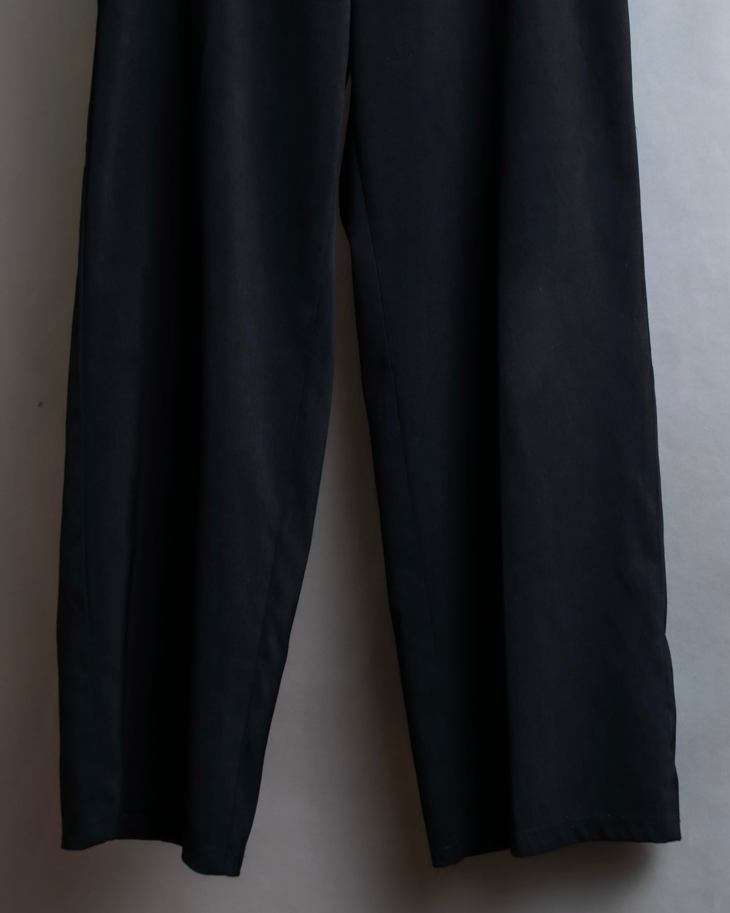 "Vintage rounded tapered silhouette slacks"