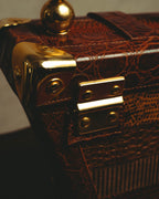 –SPECIAL– "GABBRIELLI FIRENZE" 70's-80's Sculptural structured leather handbag