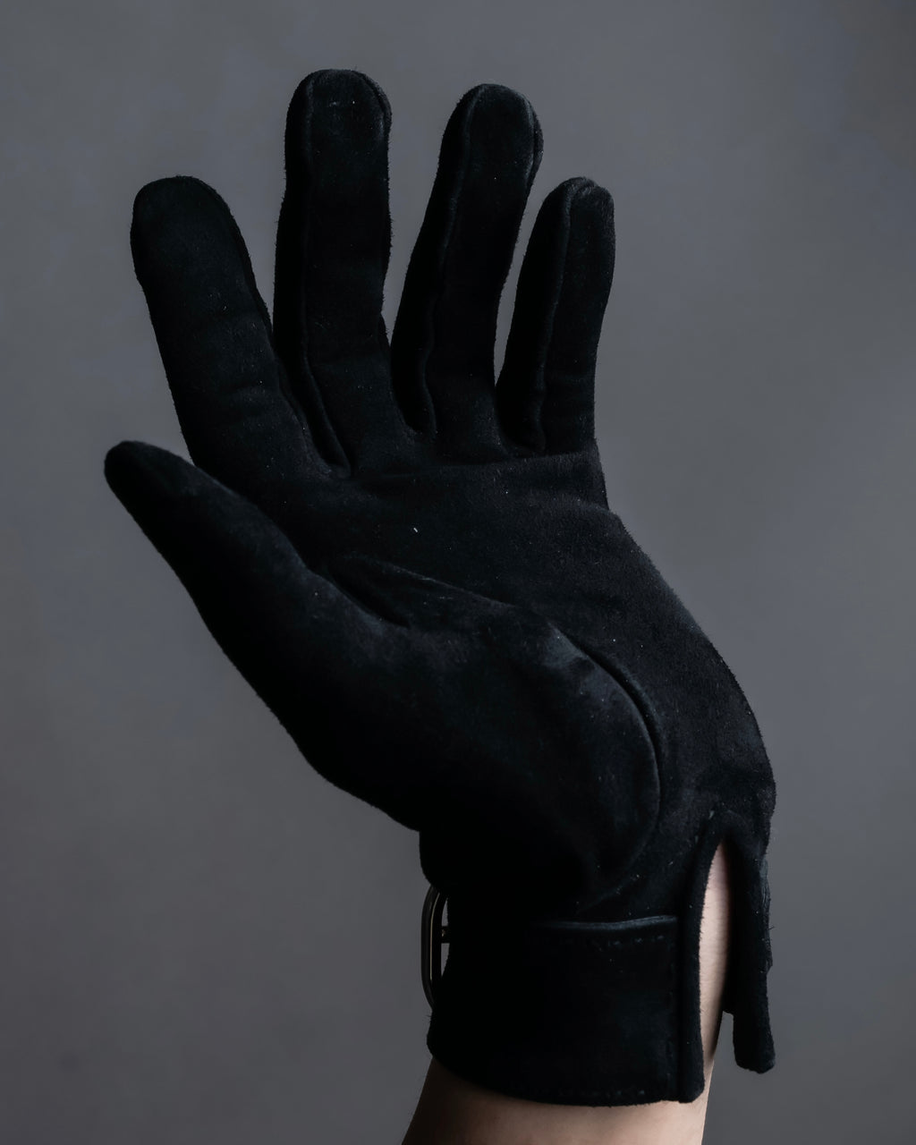 "HERMES" Silver buckle design suede leather gloves