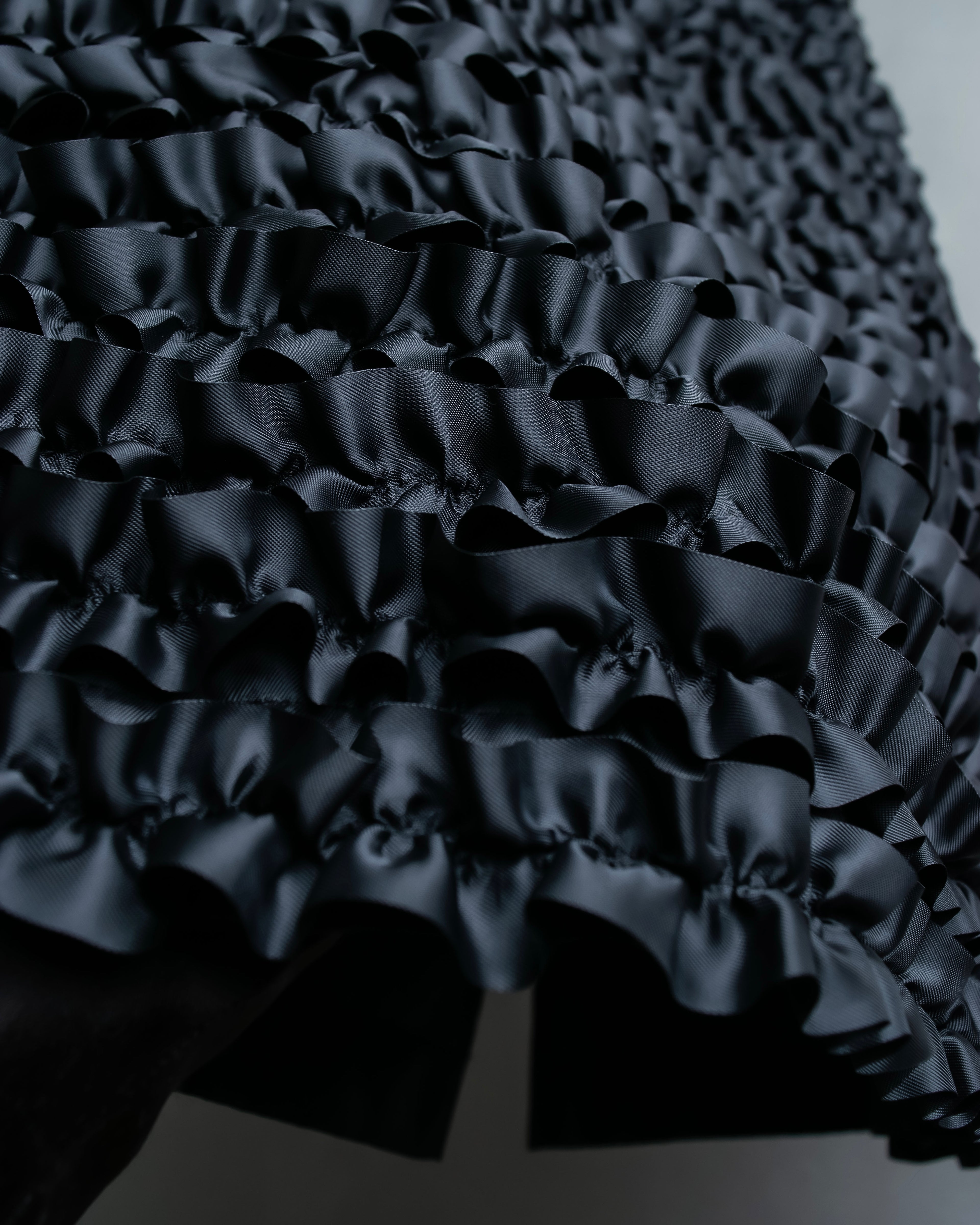 “tricot COMME des Garçons AD1999" Ribbon designed long skirt