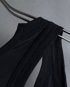 "YOHJI YAMAMOTO FEMME" 13SS
Shoulder cutting sleeveless pullover