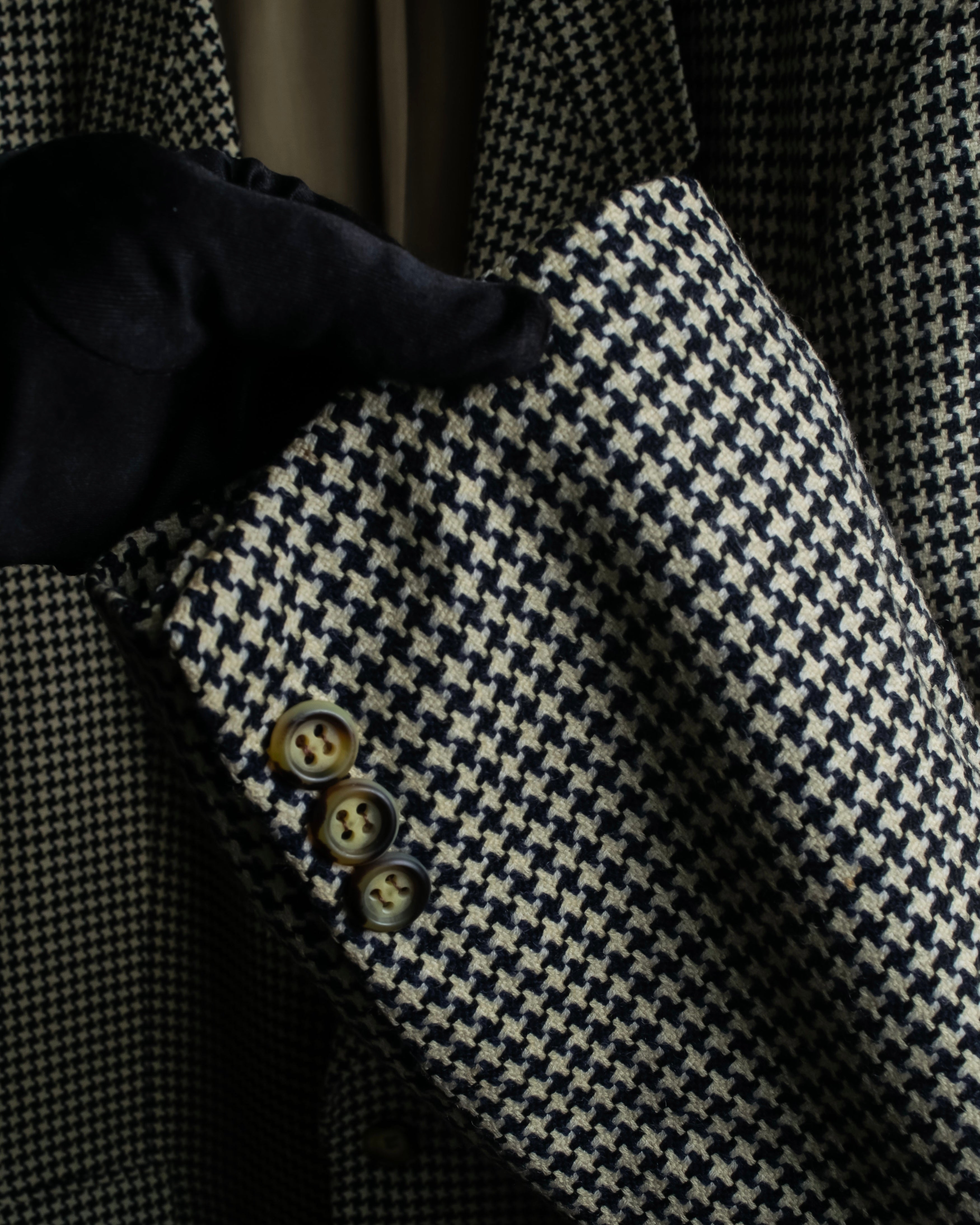 "HUGO BOSS" Houndstooth structured shoulder line tailored jacket