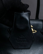 "Vivienne Westwood" Horizontal orb logo engraved hand bag