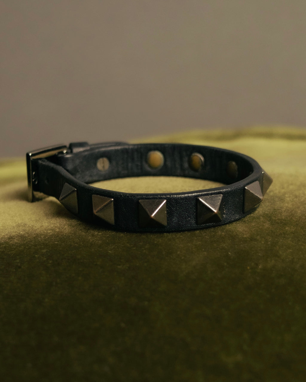 “VALENTINO” 2011-2018 rockstud leather bracelet