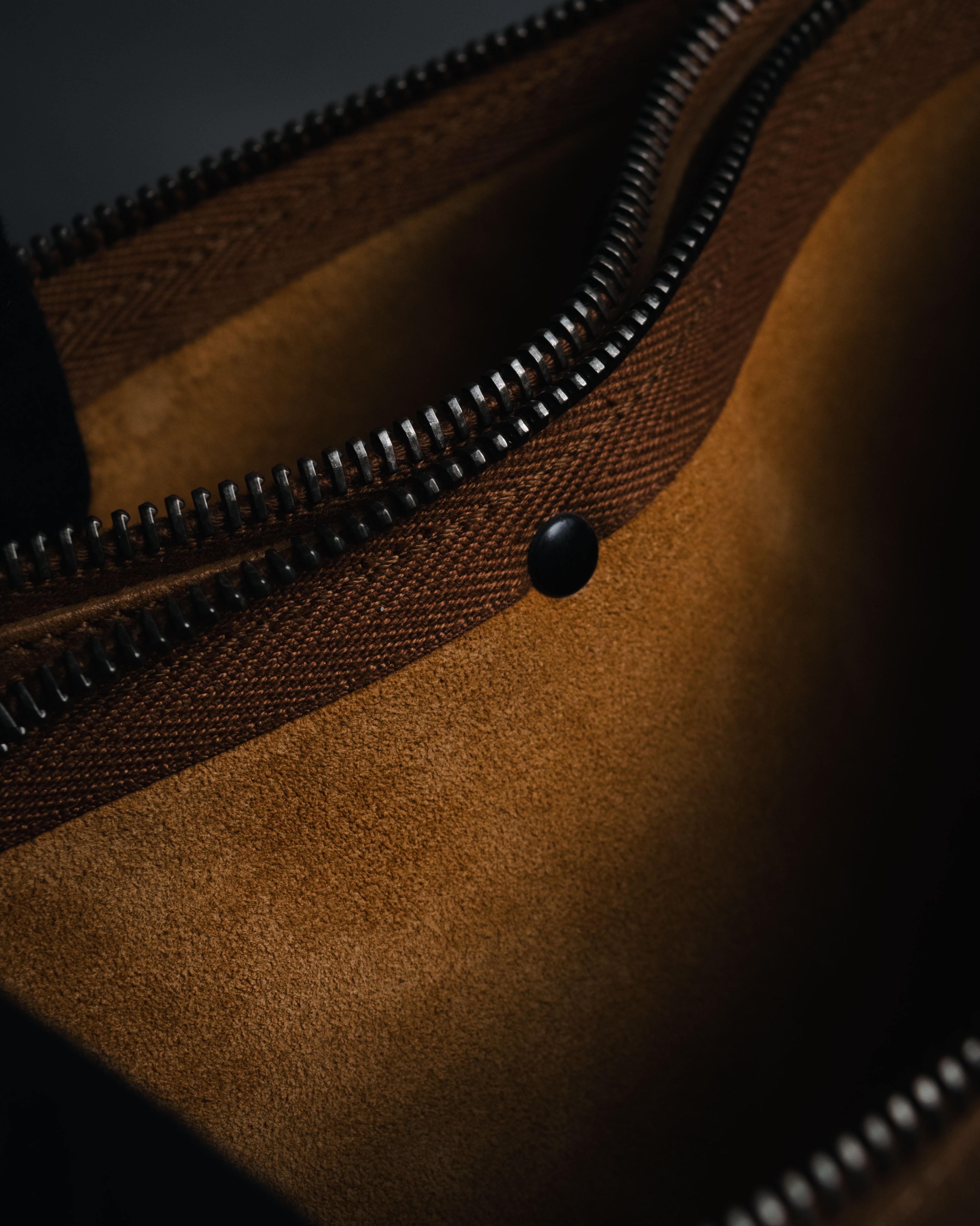 "miu miu" 90’s-00’s Studded raw edge leather hobo bag