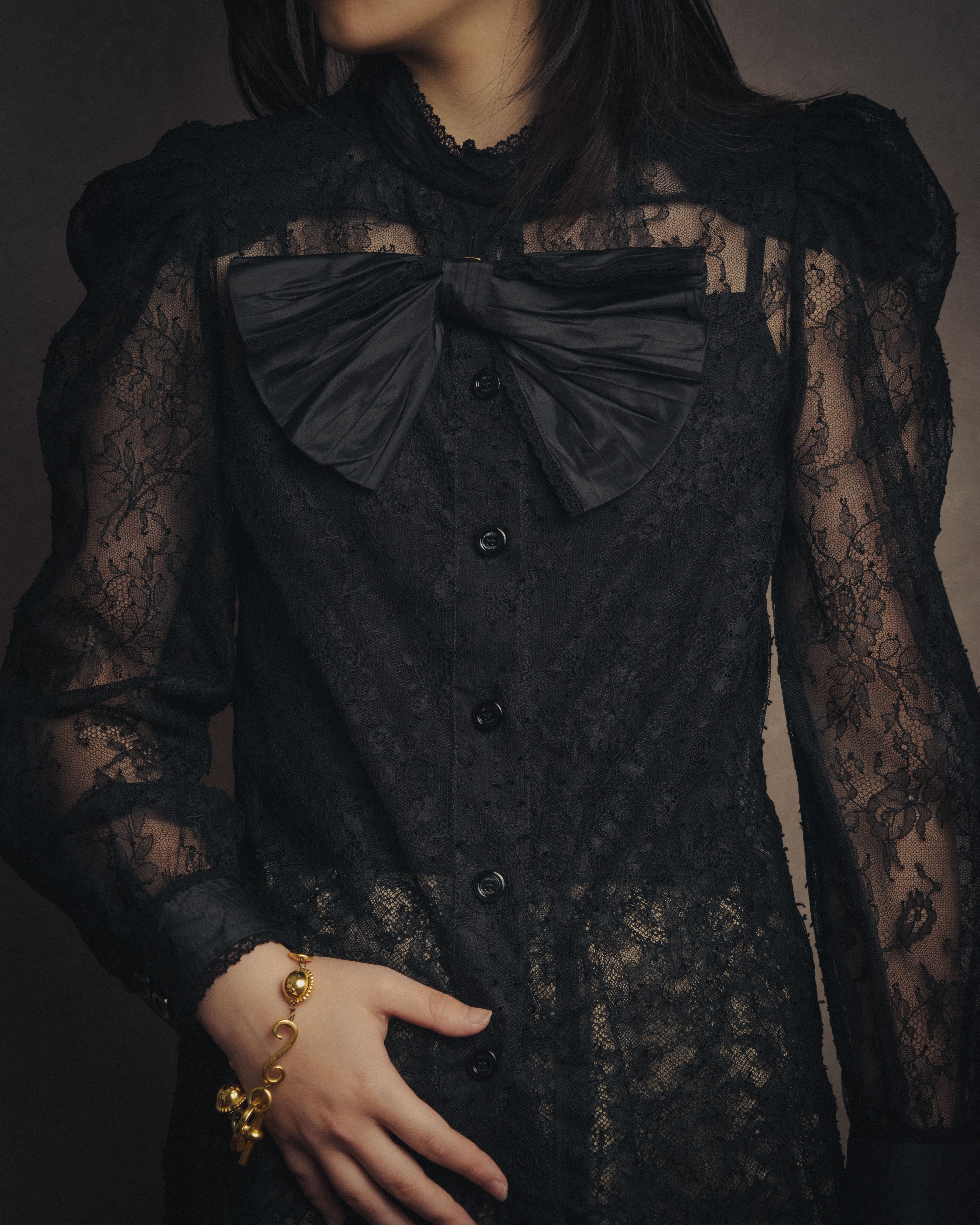 -SPECIAL- “GUCCI“ 2017-18 Fall winter lace bow blouse