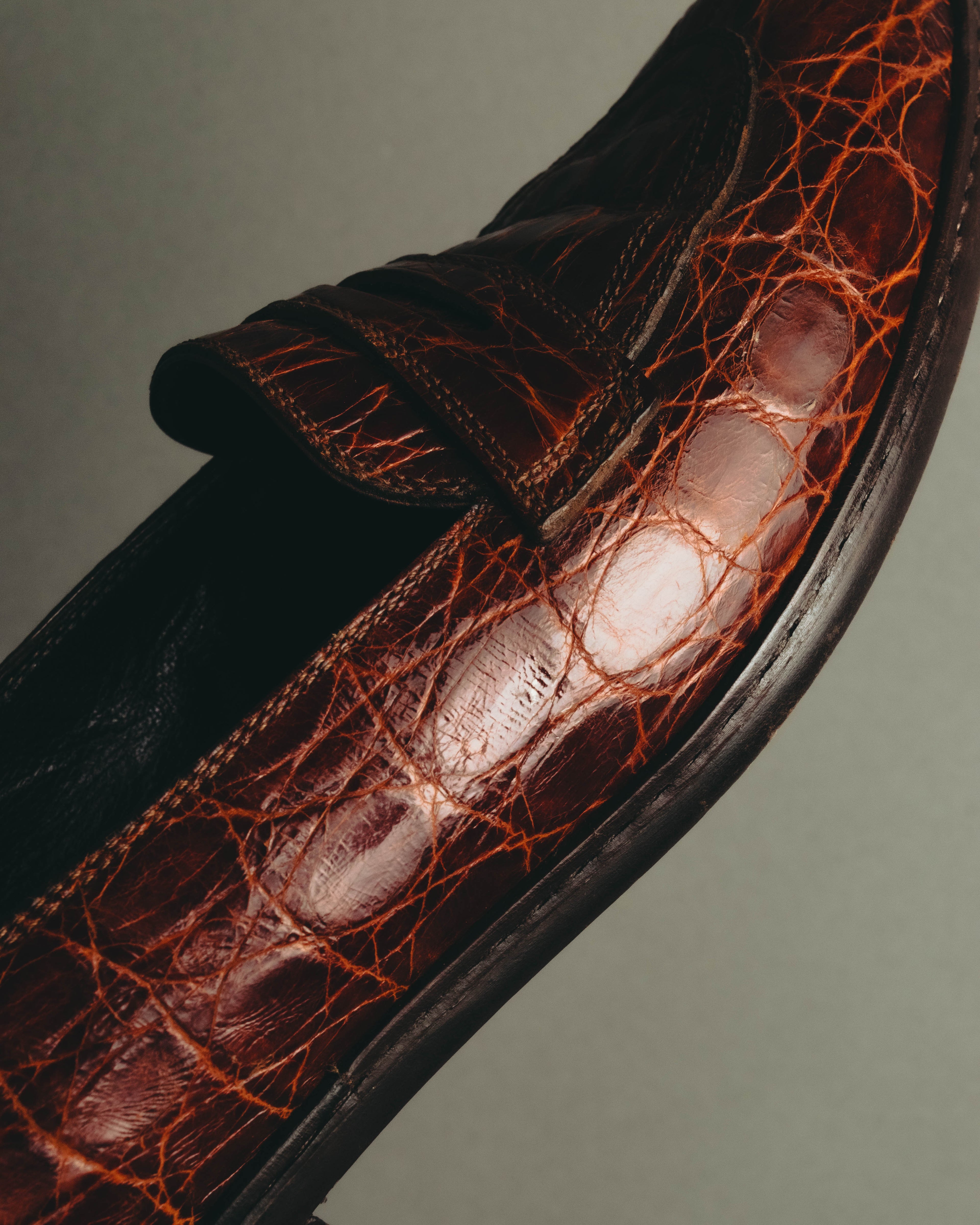 "PRADA" 90's-00's Croc embossed leather penny loafers