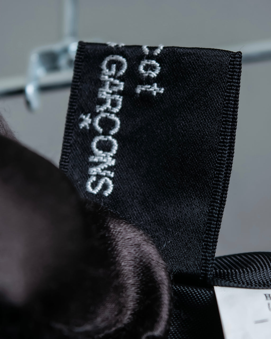 “tricot COMME des Garçons AD1999" Ribbon designed long skirt