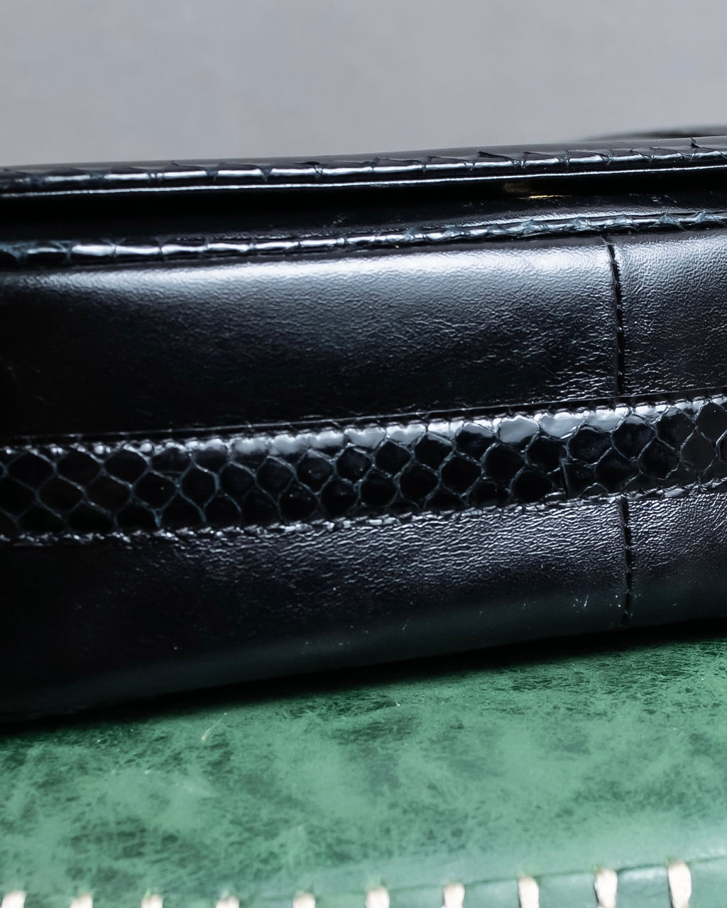 "GIVENCHY SACS" Logo parts design leather combination shoulder bag