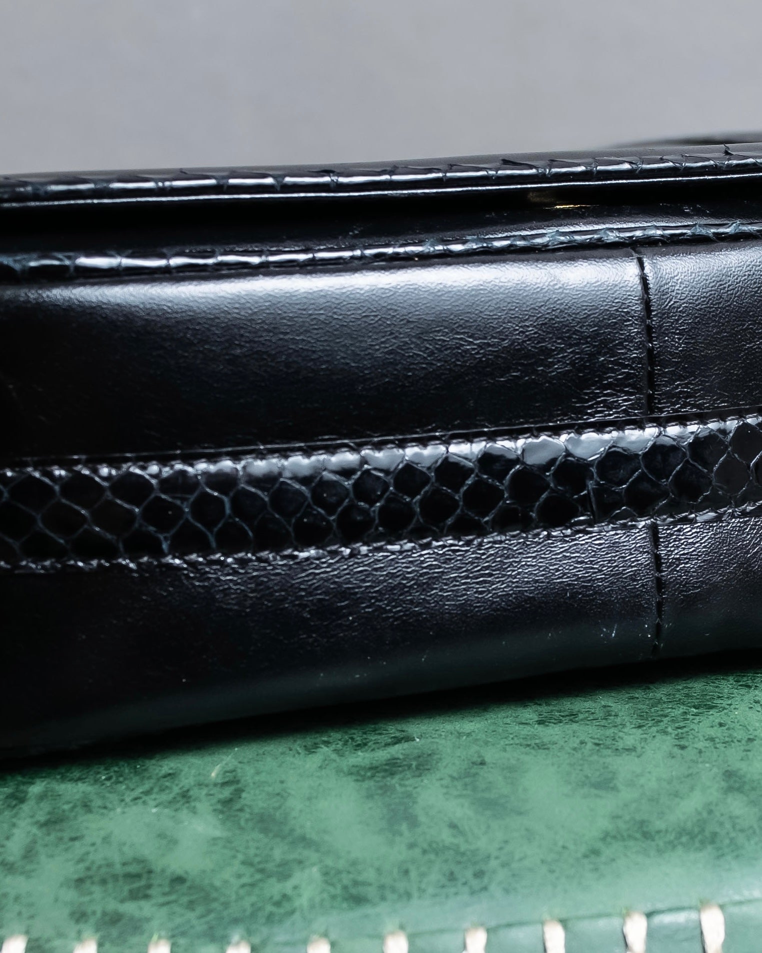 "GIVENCHY SACS" Logo parts design leather combination shoulder bag