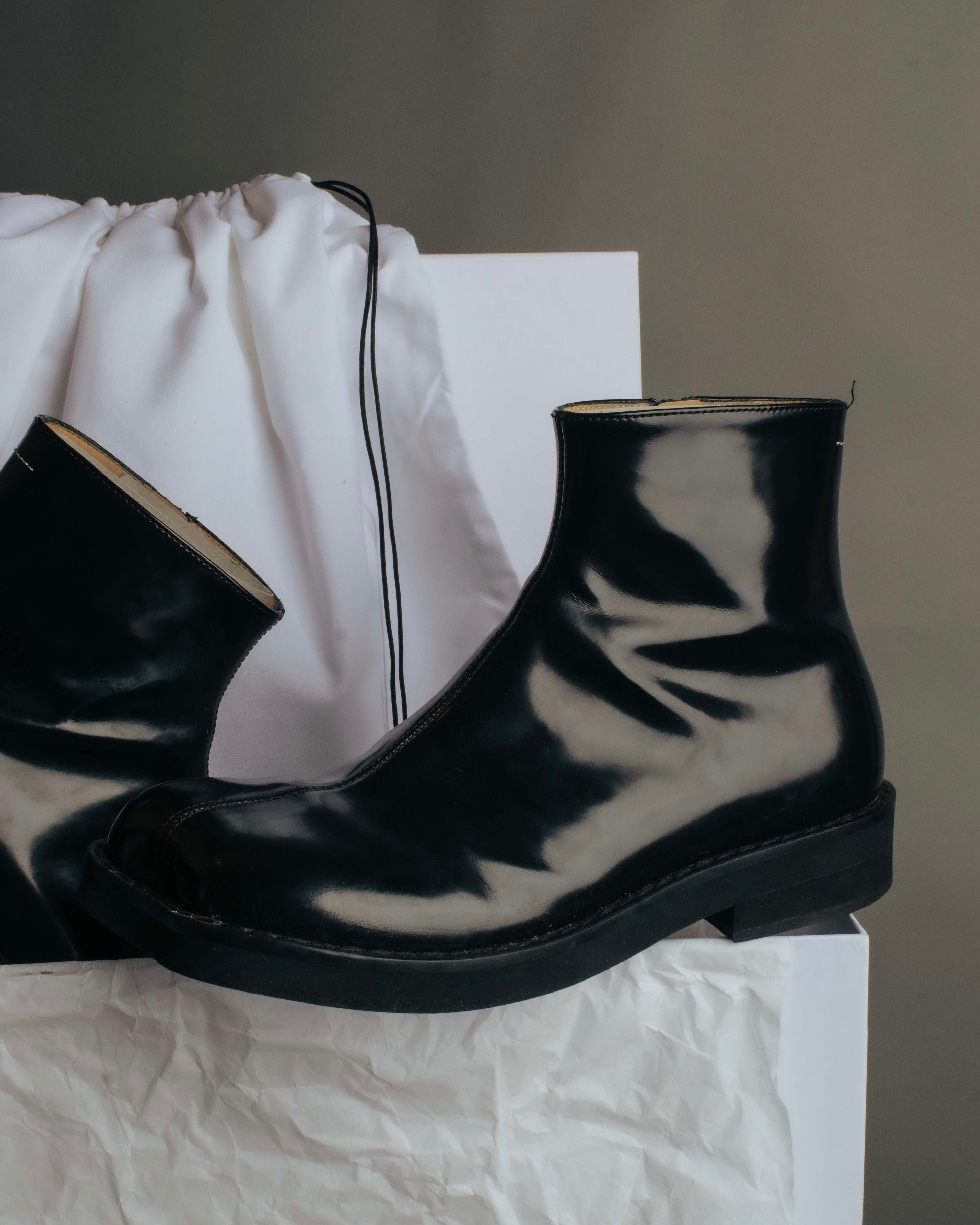 "MM6 Maison Margiela" 2010's Glossy leather side zip ankle boots