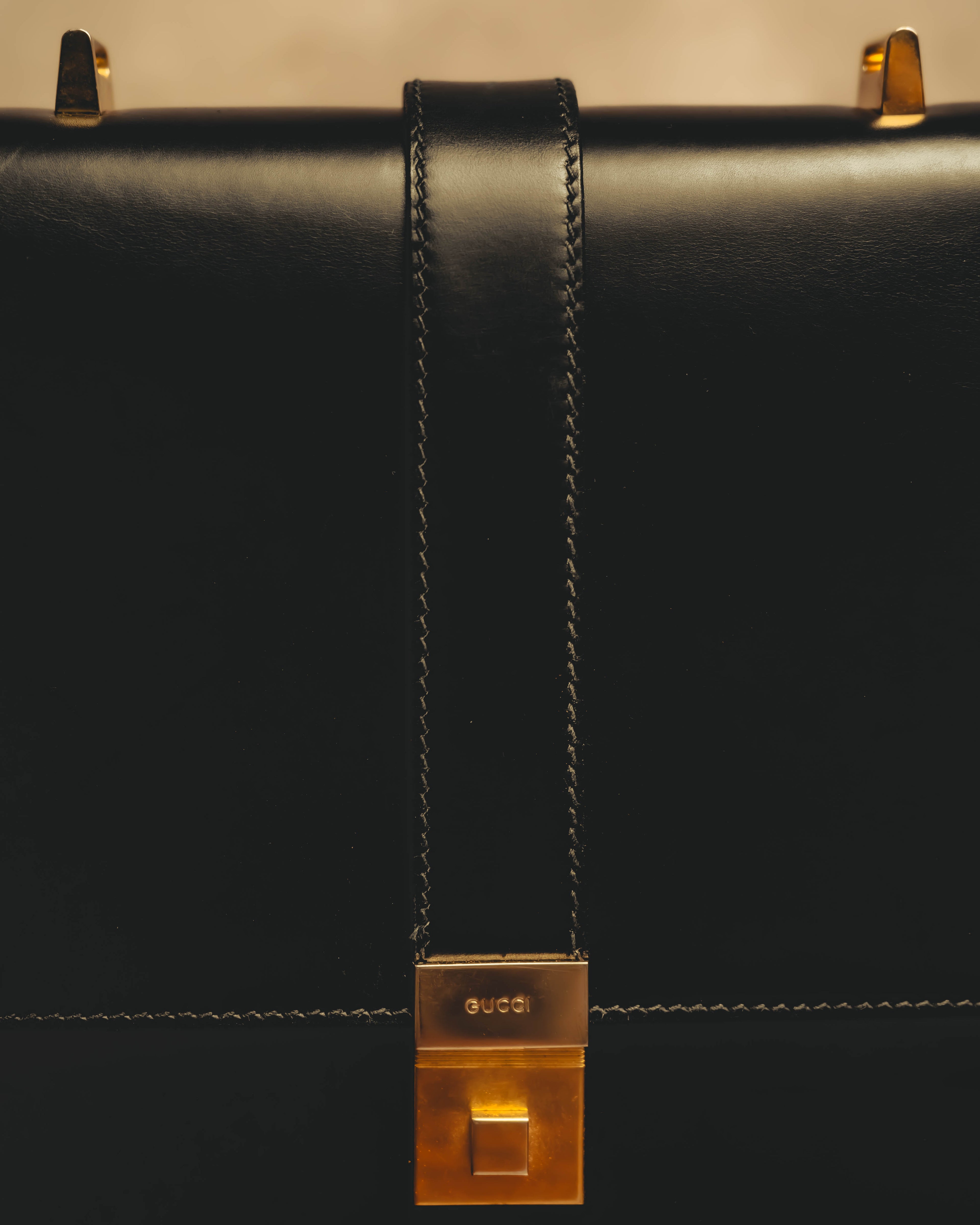 "GUCCI" 70's-80's Structured leather shoulder bag