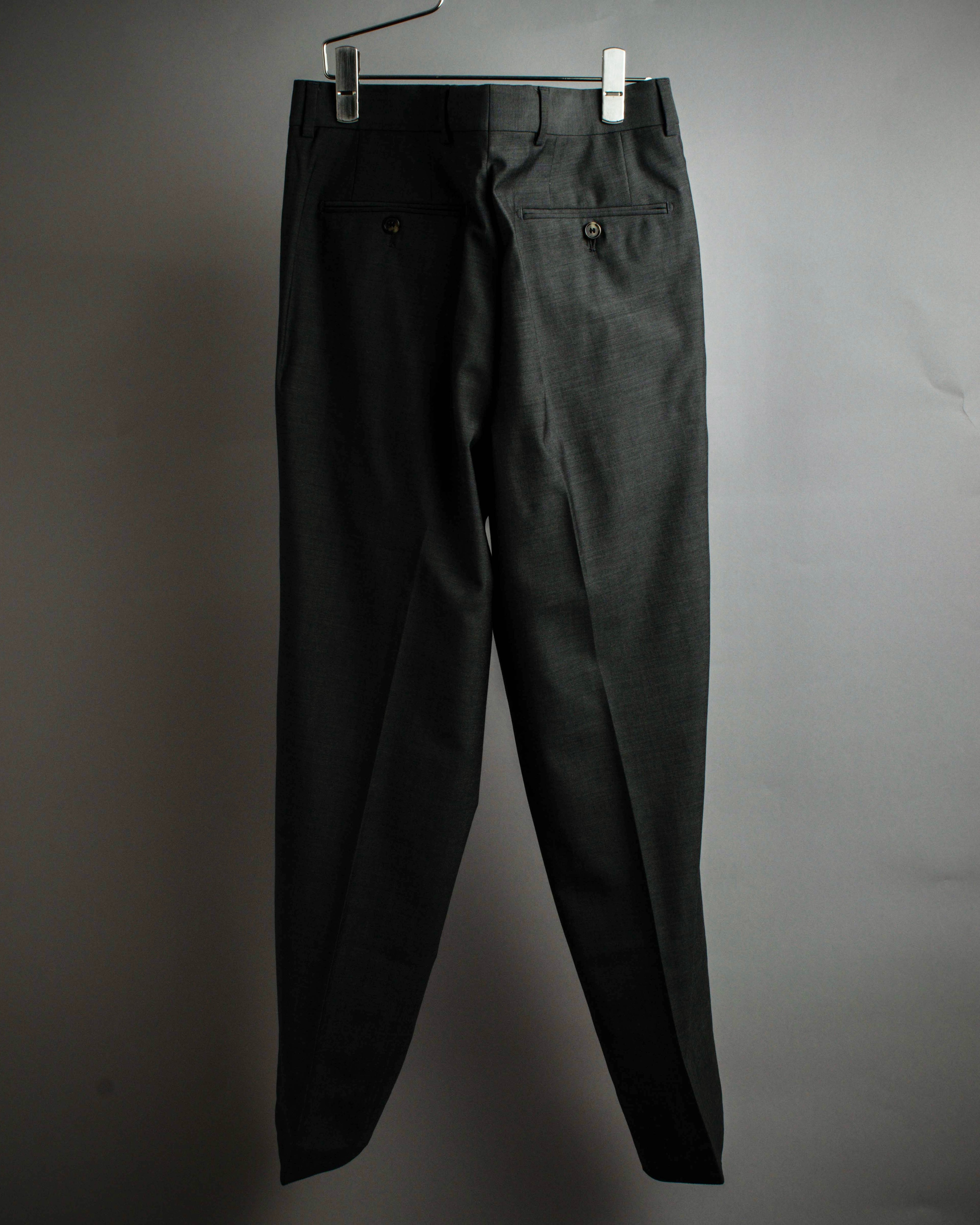 "HUGO BOSS" Fine-gauge wool khaki gray set up