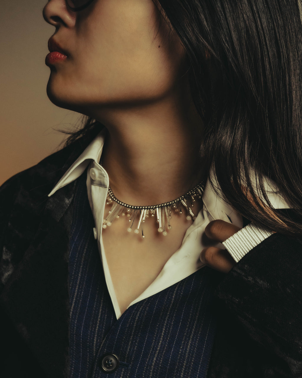 -SPECIAL- "CHANEL" 90's-00's Sculptural pearl fringe choker necklace
