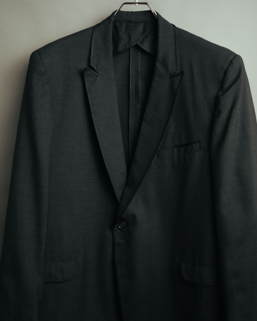 -MOOD Vintage Collections-
70’s-80’s Piping formal tailored jacket