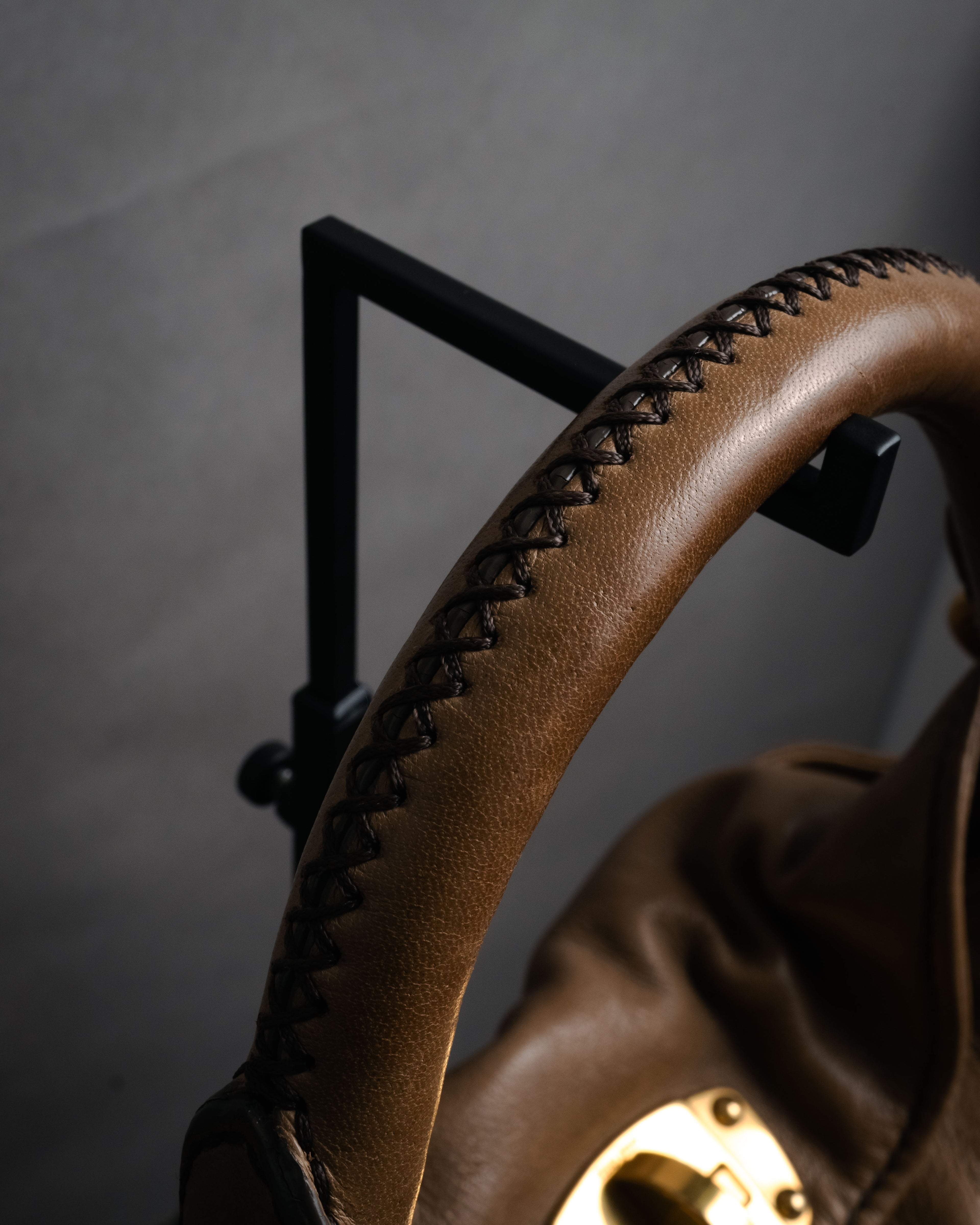 -SPECIAL- “miu miu” 2008-2013 Turn lock leather hobo bag