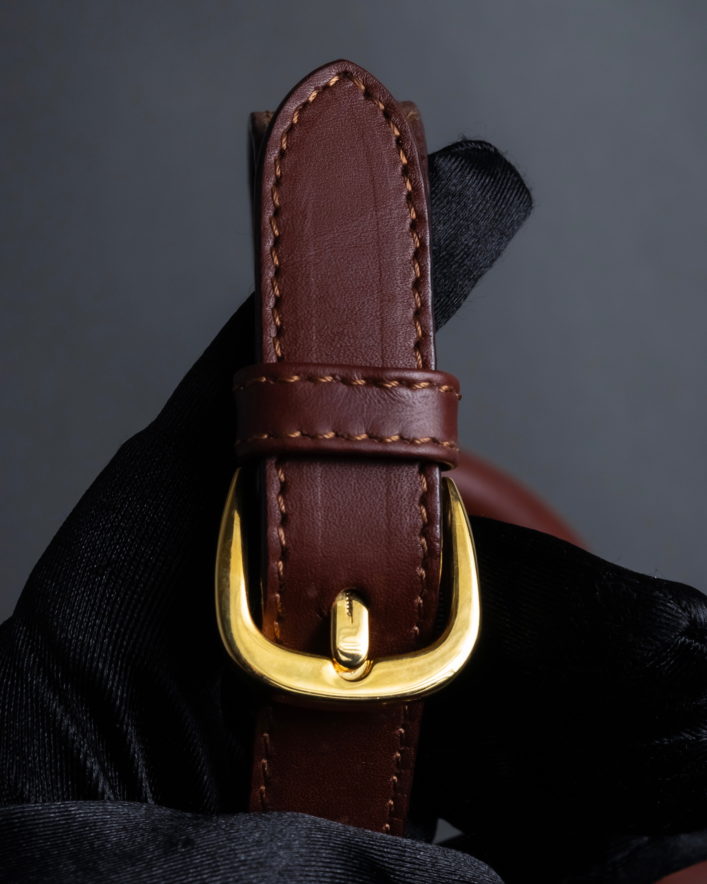 "Salvatore Ferragamo" Coin motif metal design leather hand bag