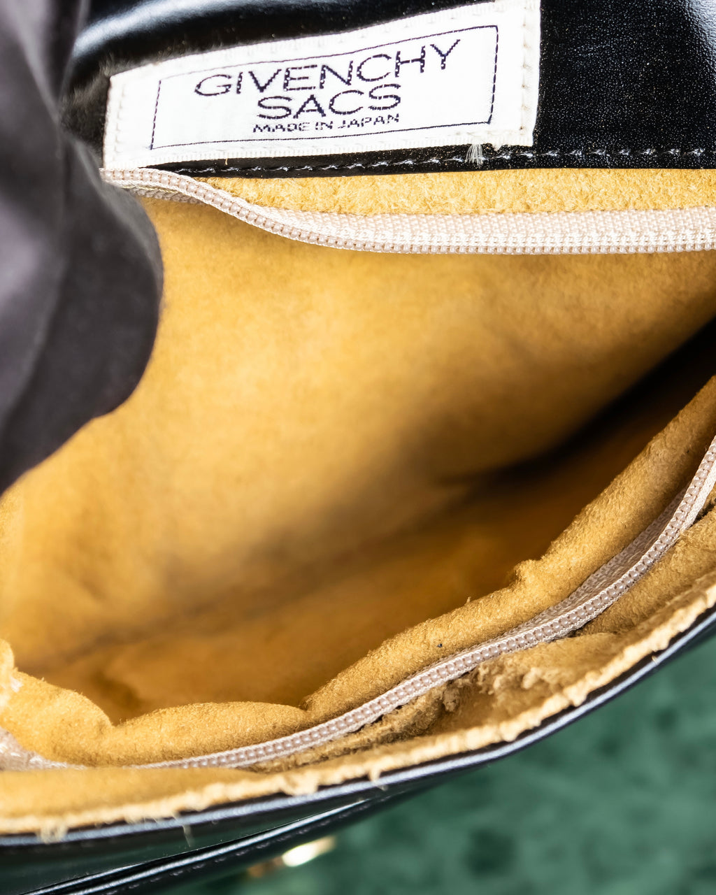 "GIVENCHY SACS" Logo parts design leather combination shoulder bag