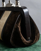 "Roberta Di Camerino"
 Velvet combination design hand bag