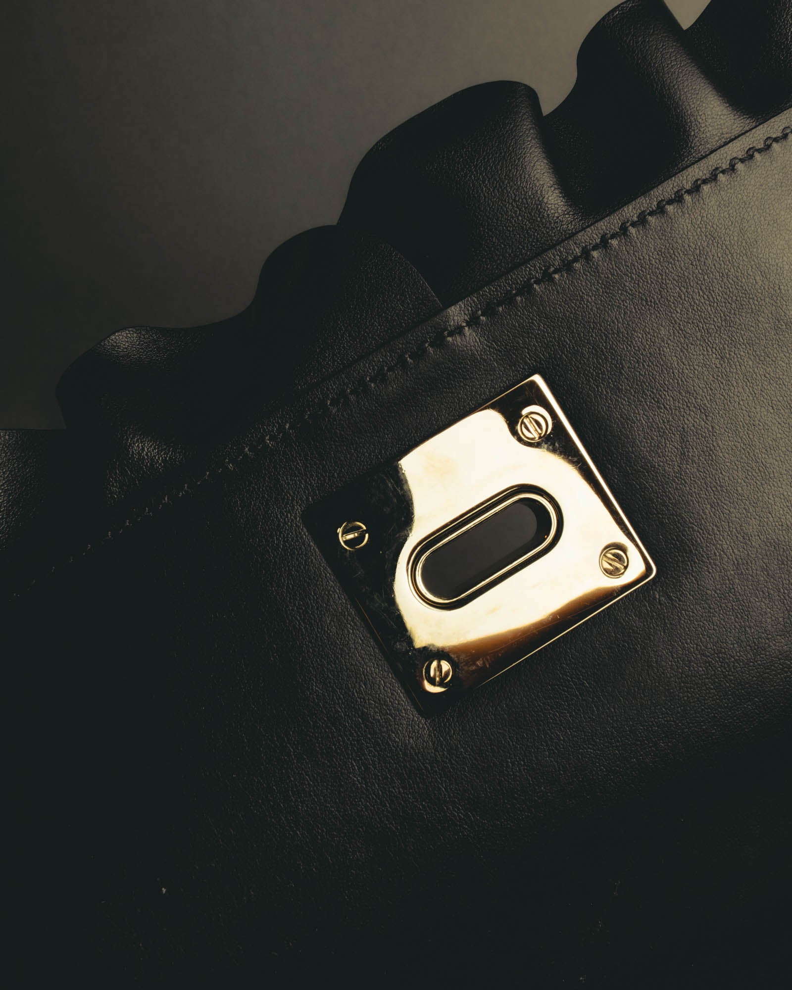 "RED VALENTINO" 2010's Ruffled leather shoulder bag