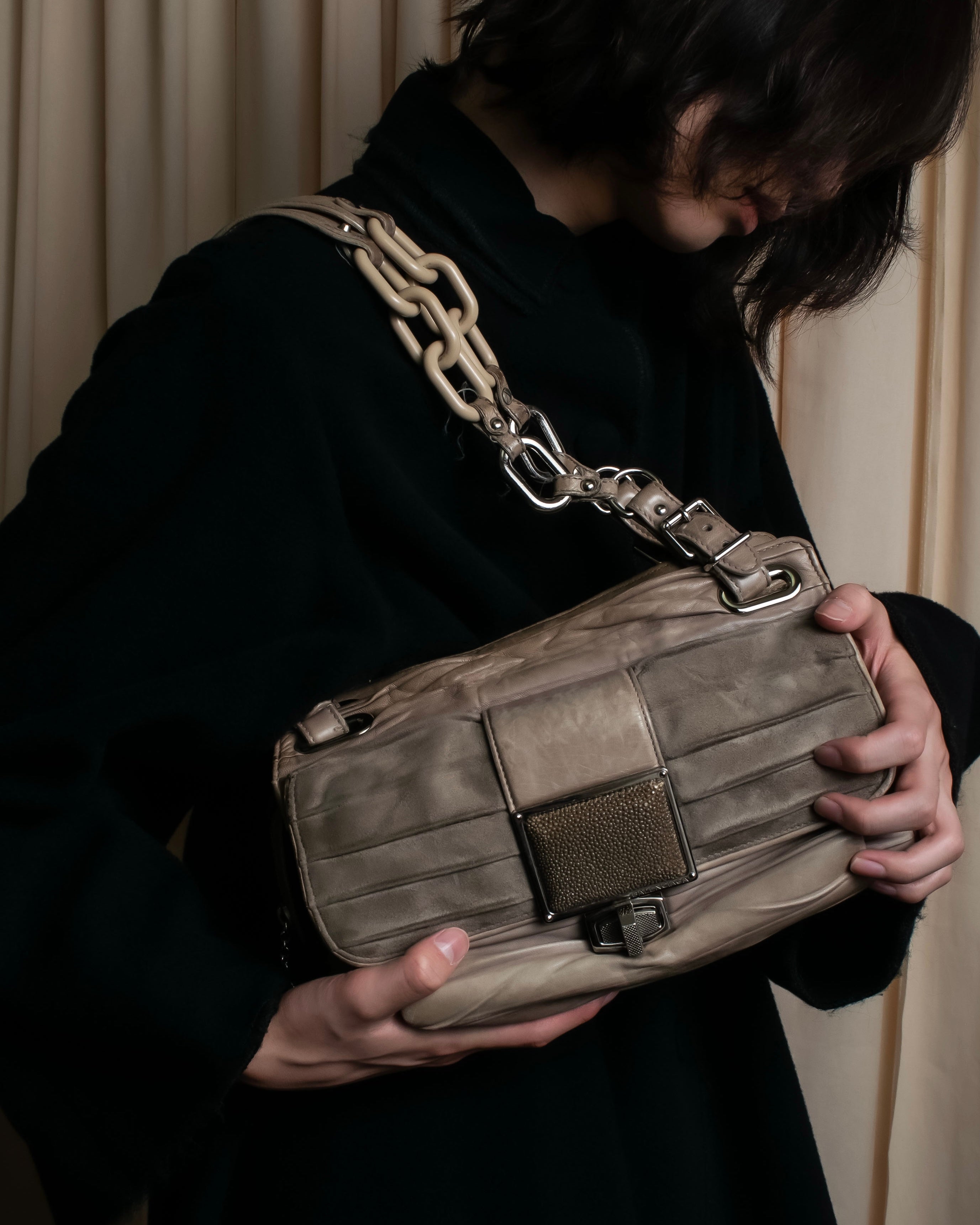 "BALENCIAGA" Three-way chain leather shoulder bag