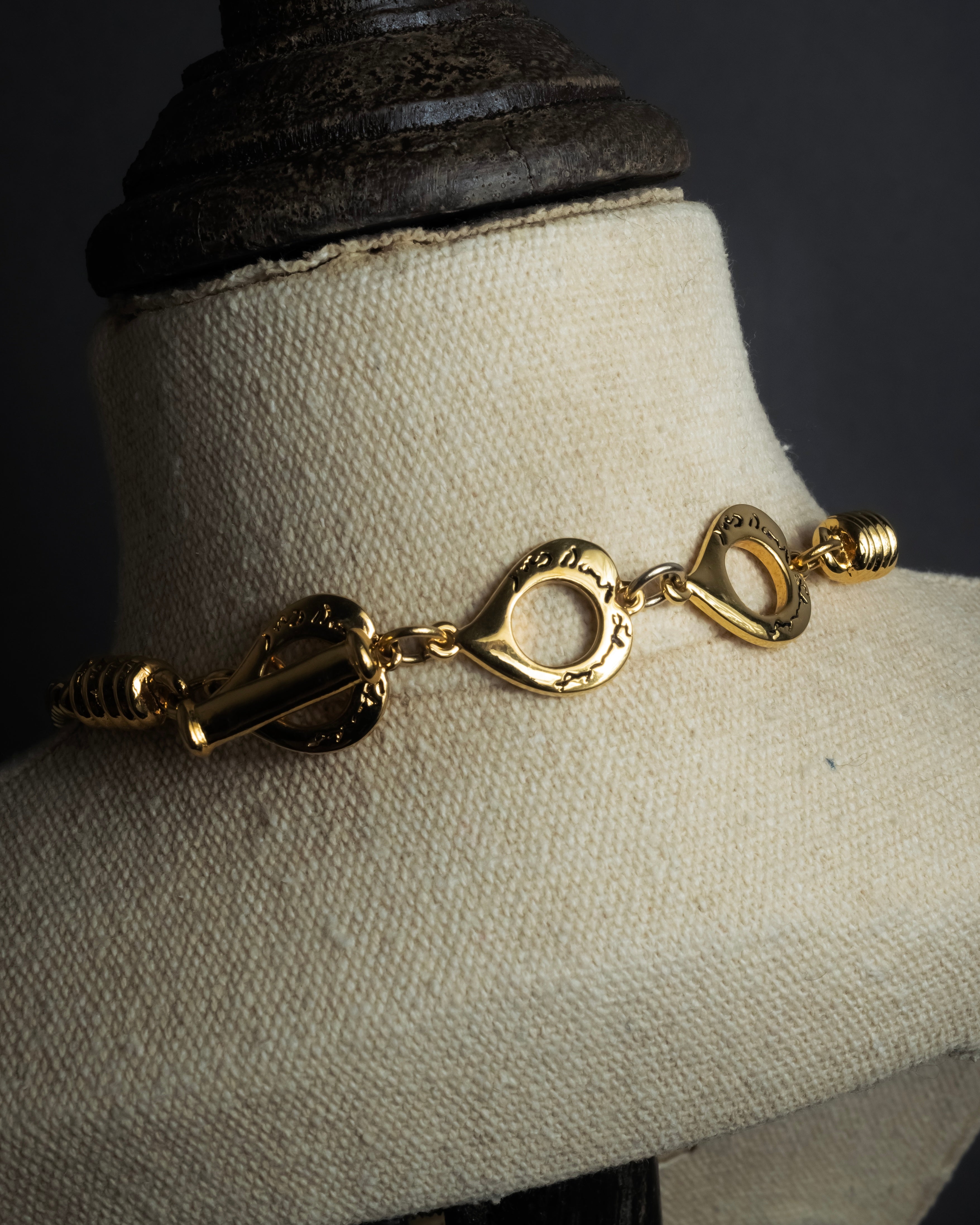 "YVES SAINT LAURENT" Vintage drop motif gold chain necklace