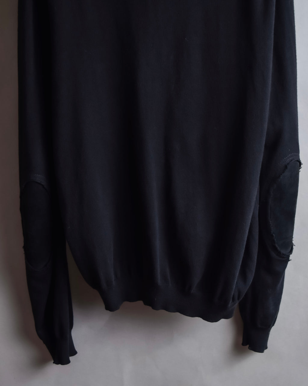 "MAISON MARGIELA" 18SS Elbow patched v-neck knit cardigan