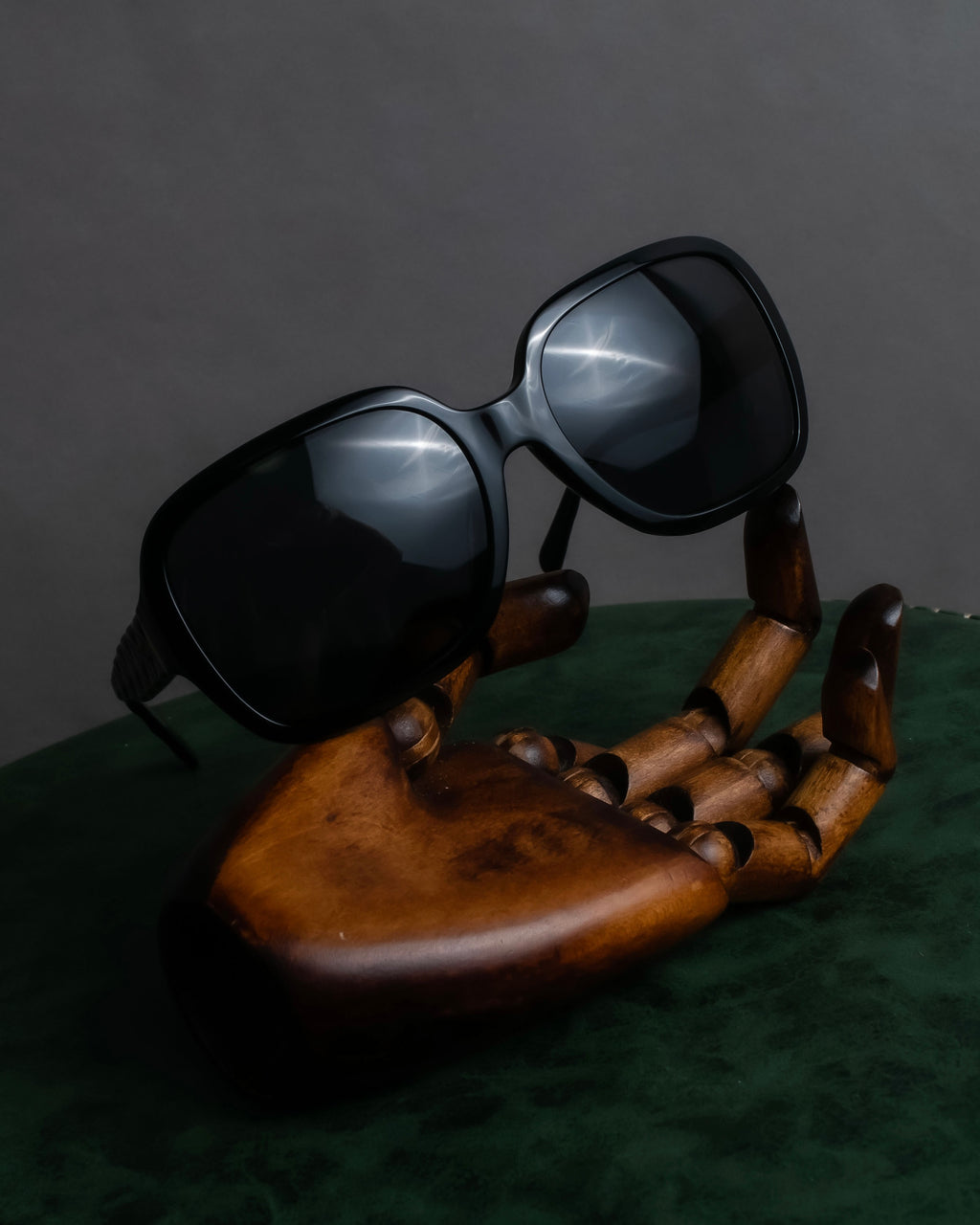 "CHANEL" Matelasse quilted design sunglasses