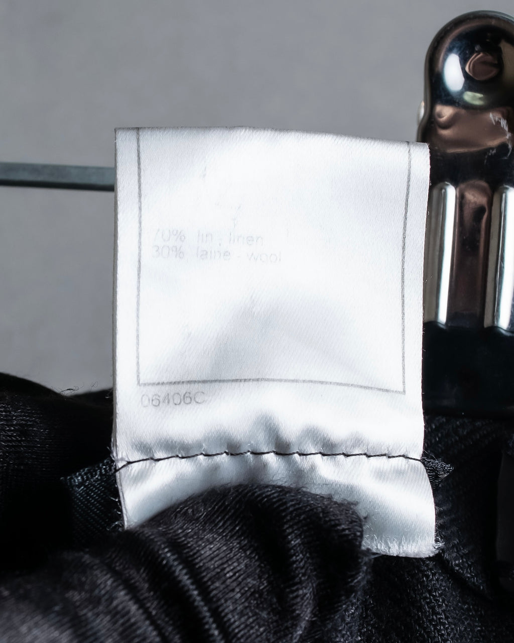 "CHANEL" Back button design flared maxi skirt