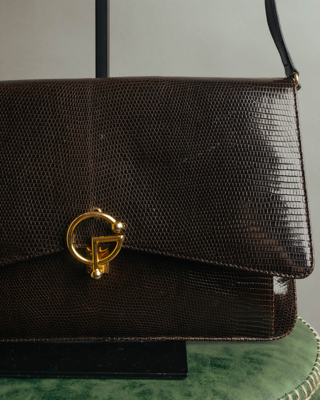 -SPECIAL- “GUCCI” 70’s-80’s lizard embossed flap shoulder bag