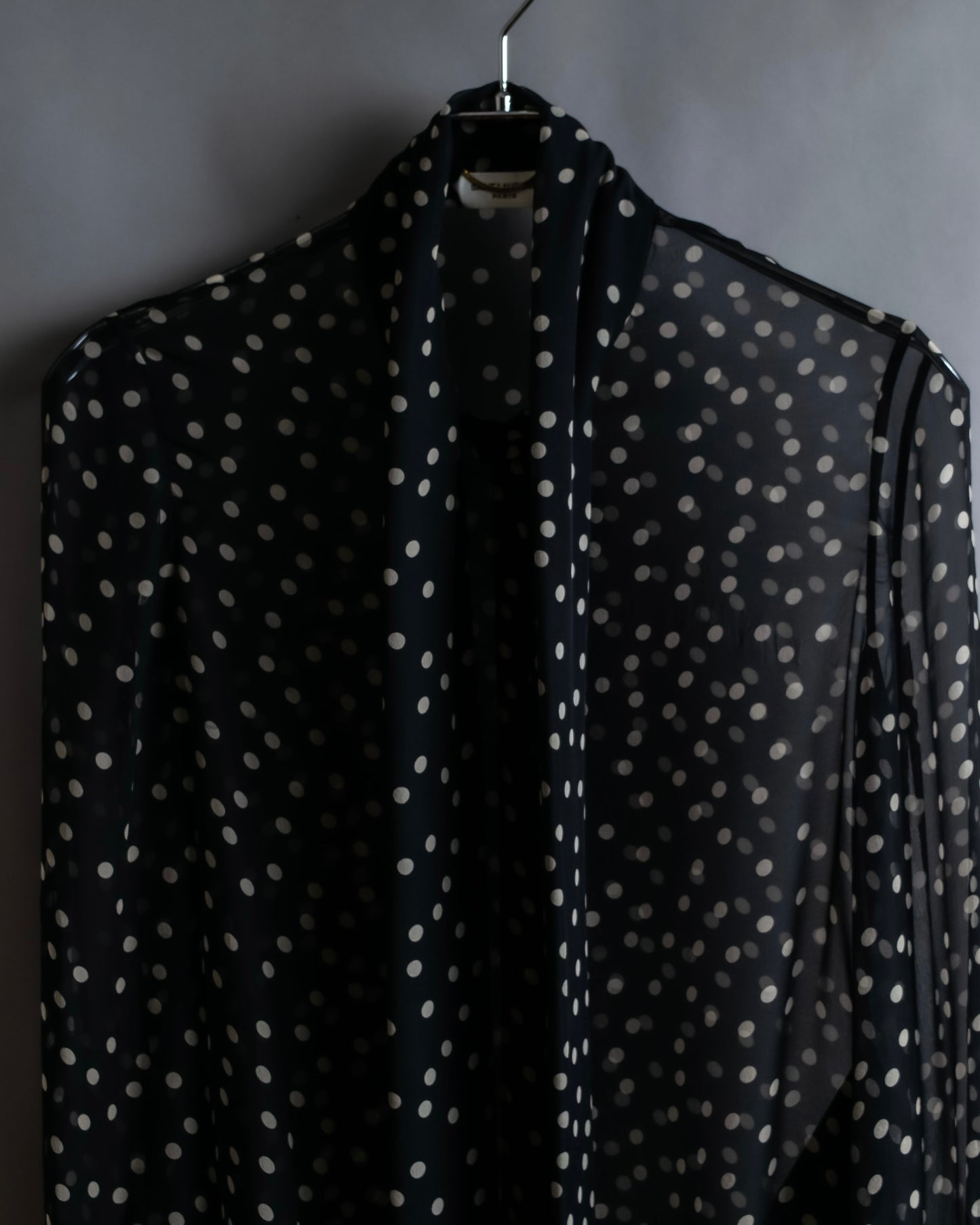 "Saint Laurent Paris 2020"
Ribbon detail polka dot pattern sheer shirt