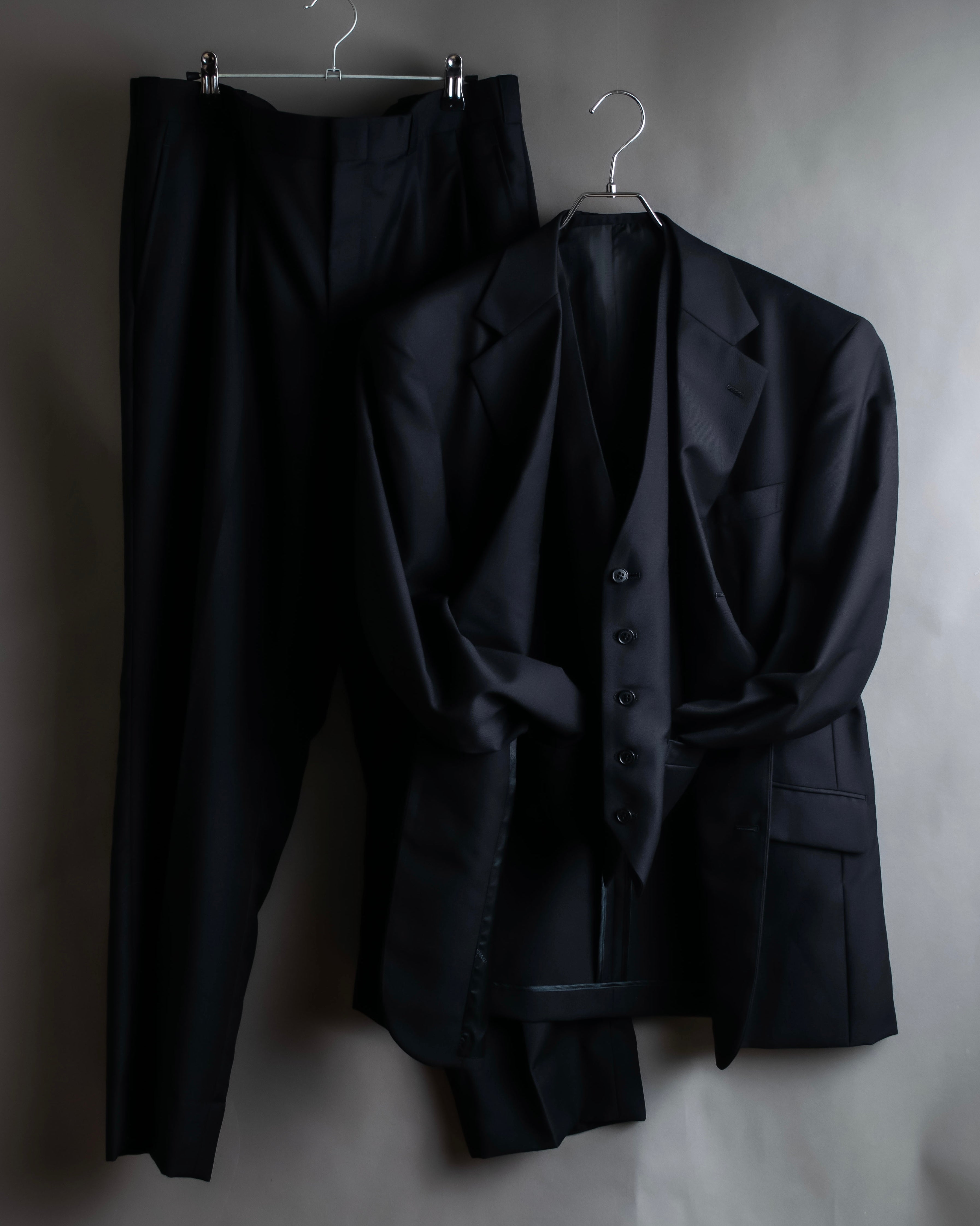 "BALENCIAGA" Taylor & Lodge tailoring wool three-piece set