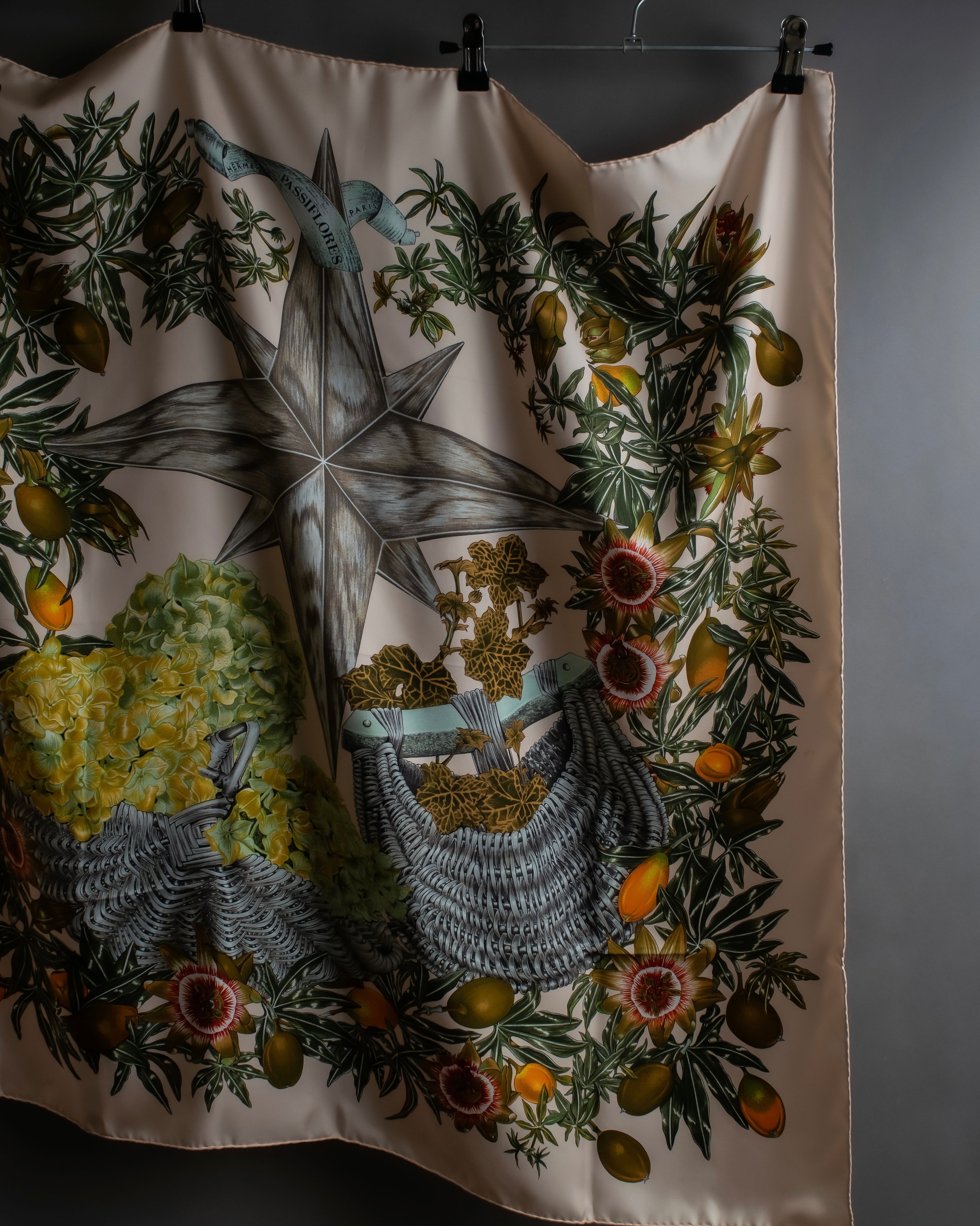 "HERMES" Passion flower print Carre 90 silk scarf