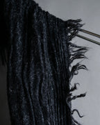 "GUCCI" Tom Ford period random pleats fringe stole