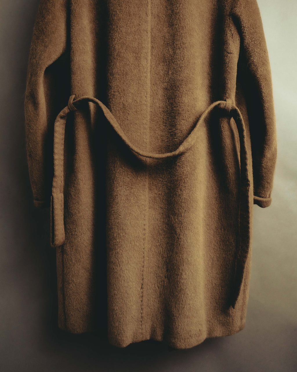 -SPECIAL- “Max Mara” 90’s-00’s Angora blend belted wrap coat